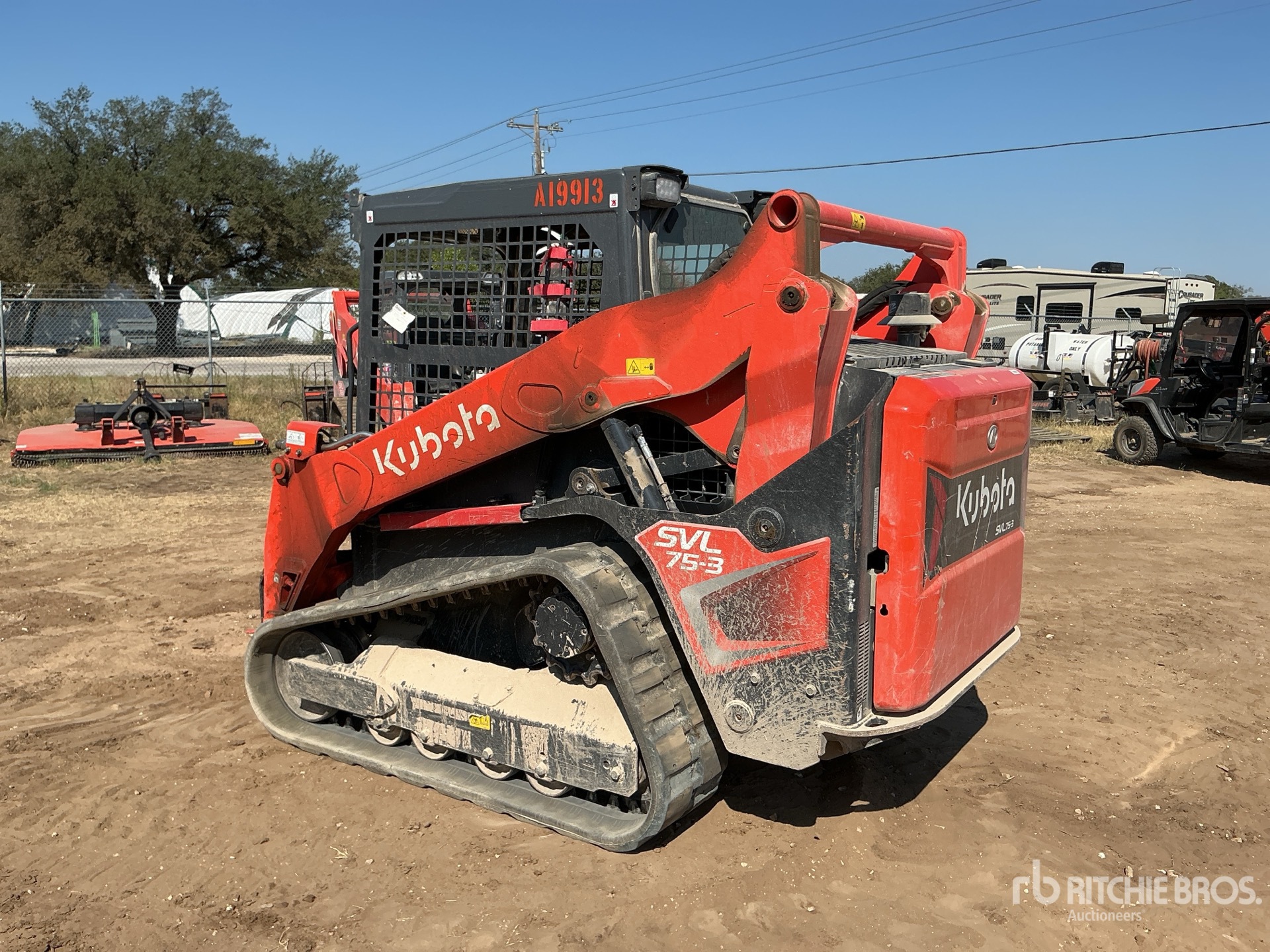MINI CARGADOR SOBRE ORUGAS 2023 KUBOTA SVL753