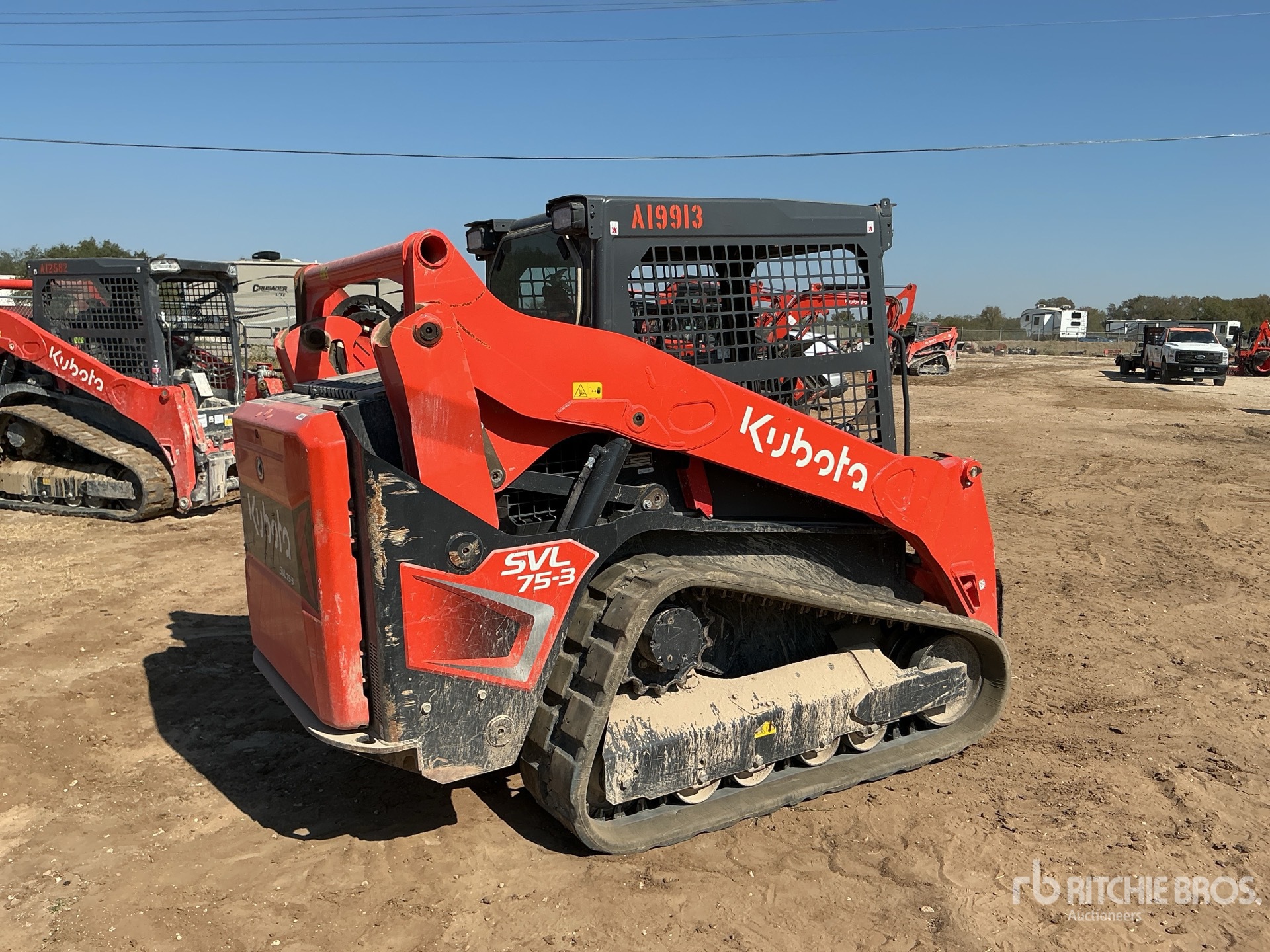 MINI CARGADOR SOBRE ORUGAS 2023 KUBOTA SVL753