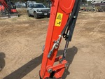 Hydraulics with Auxiliary Hydraulic Plumbing