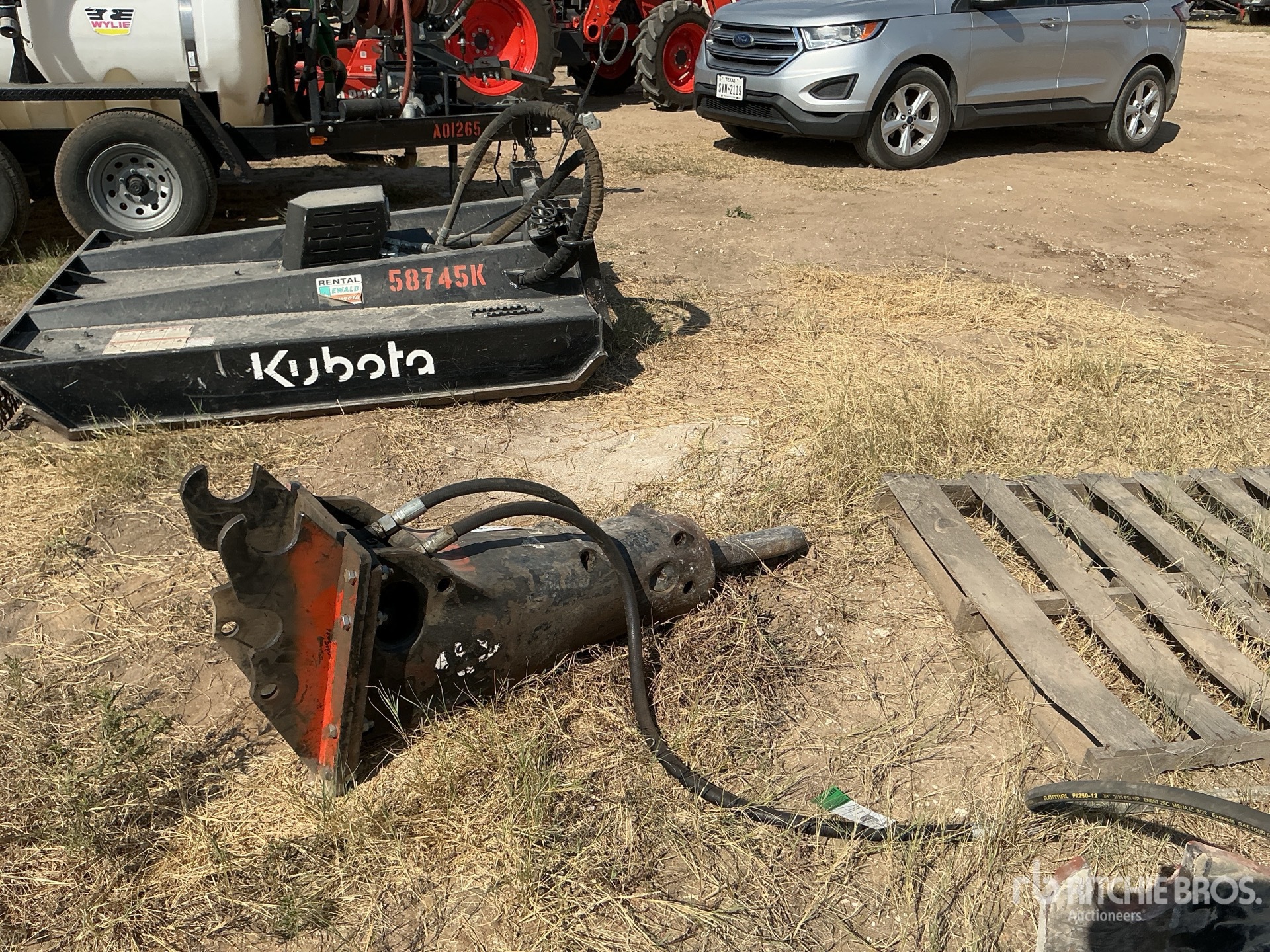 General Appearance with Picture, Right Rear Corner