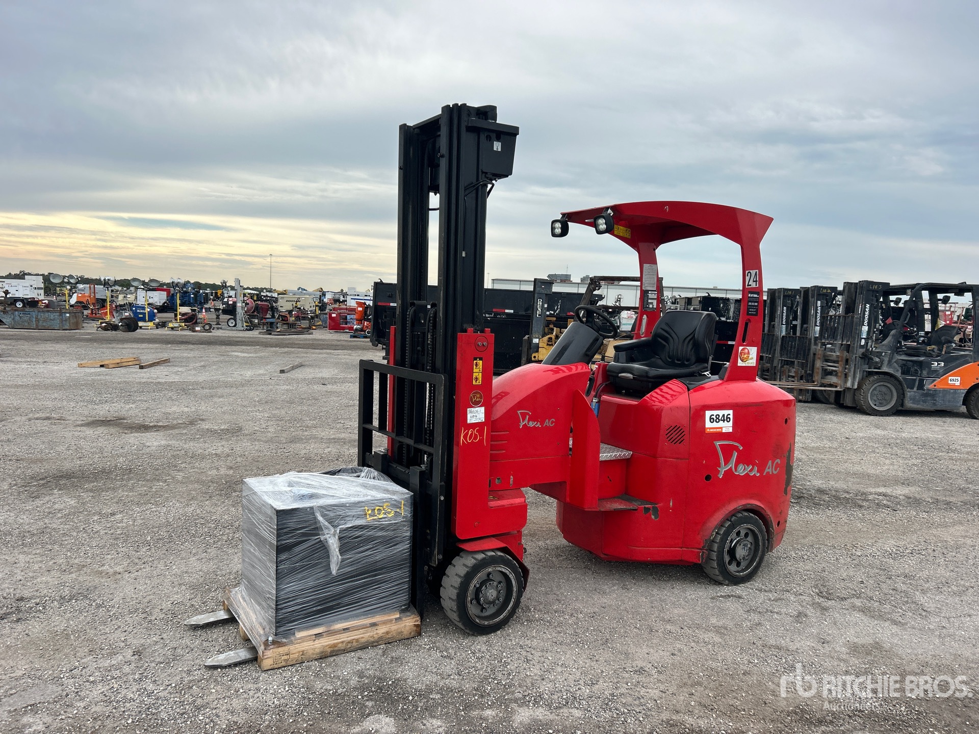 General Appearance with Picture, Left Front Corner