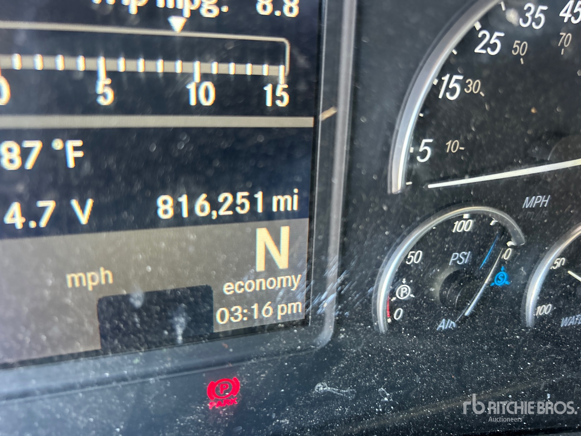 General Appearance with Hour Meter / Odometer