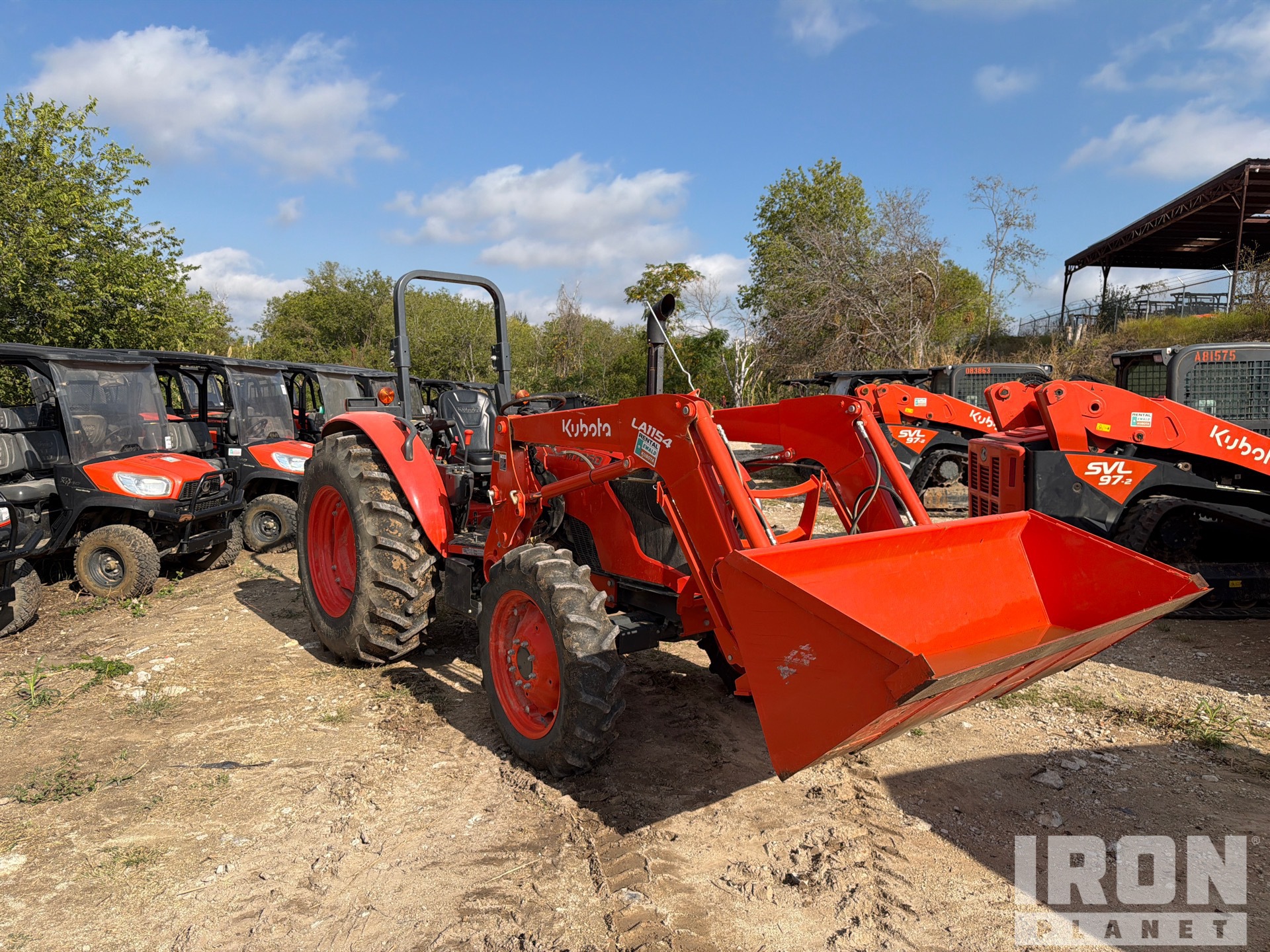 Aspect général with Image, coin arrière droit