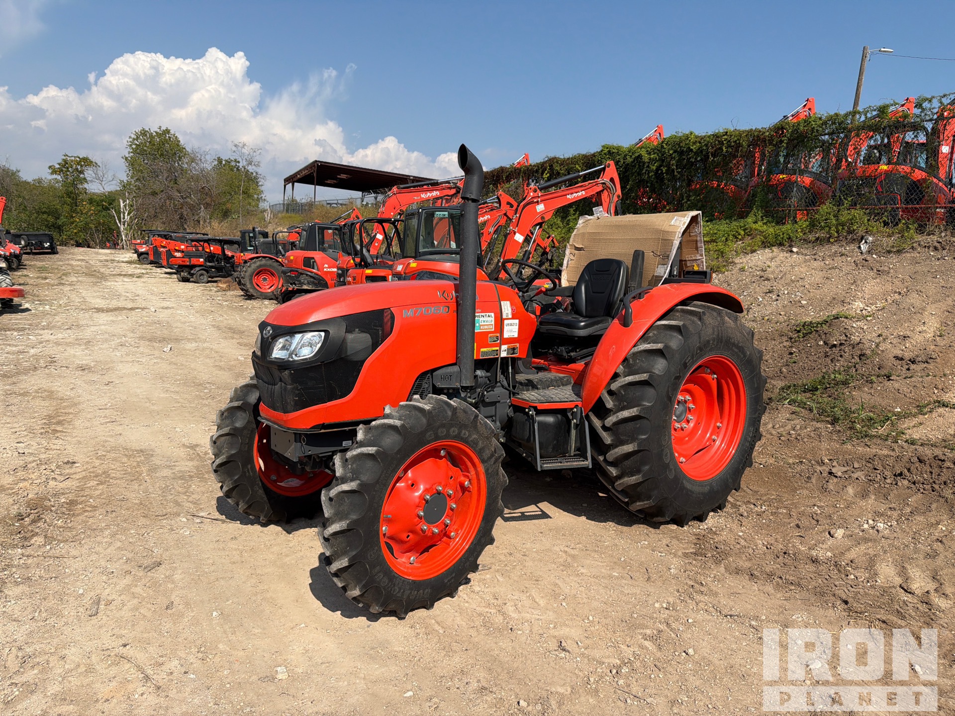 Aspect général with Image, coin avant gauche