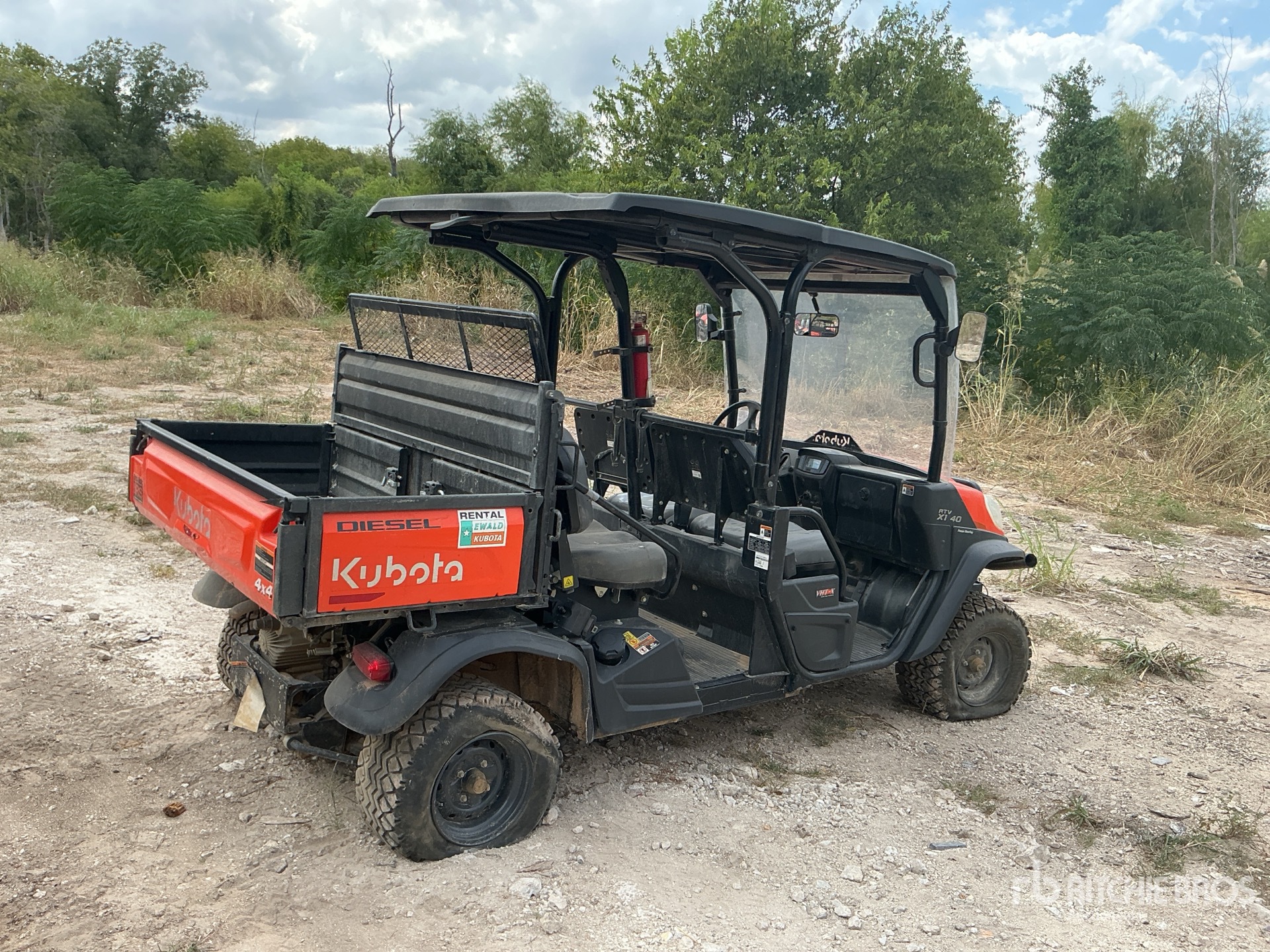 General Appearance with Picture, Right Rear Corner