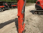 Hydraulics with Auxiliary Hydraulic Plumbing