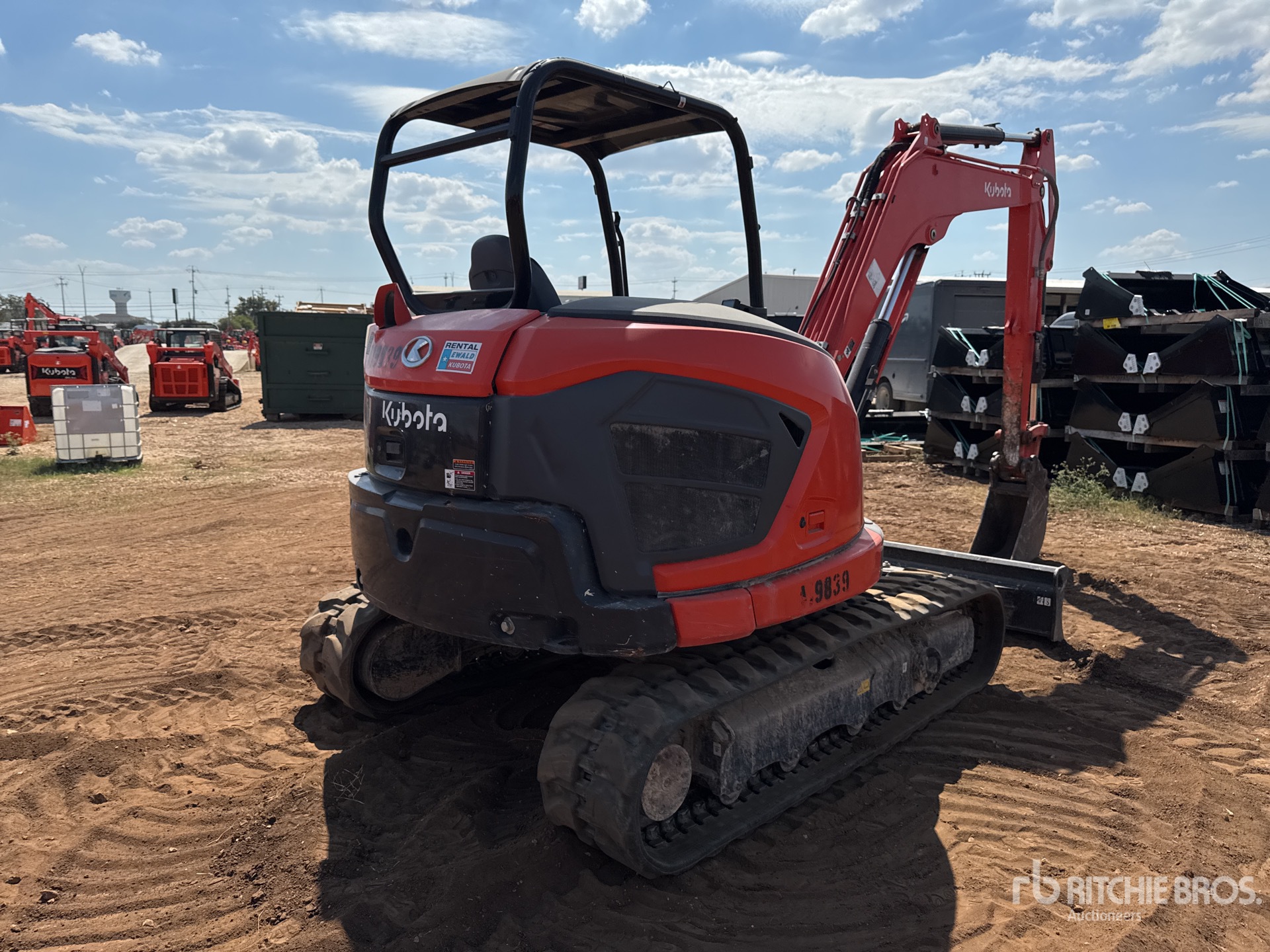 General Appearance with Picture, Right Rear Corner