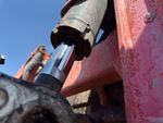 Hydraulics with Bucket Tilt Cylinders