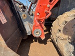 Chassis with Quick Coupler to Arms Pins