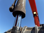 Hydraulics with Thumb Cylinder