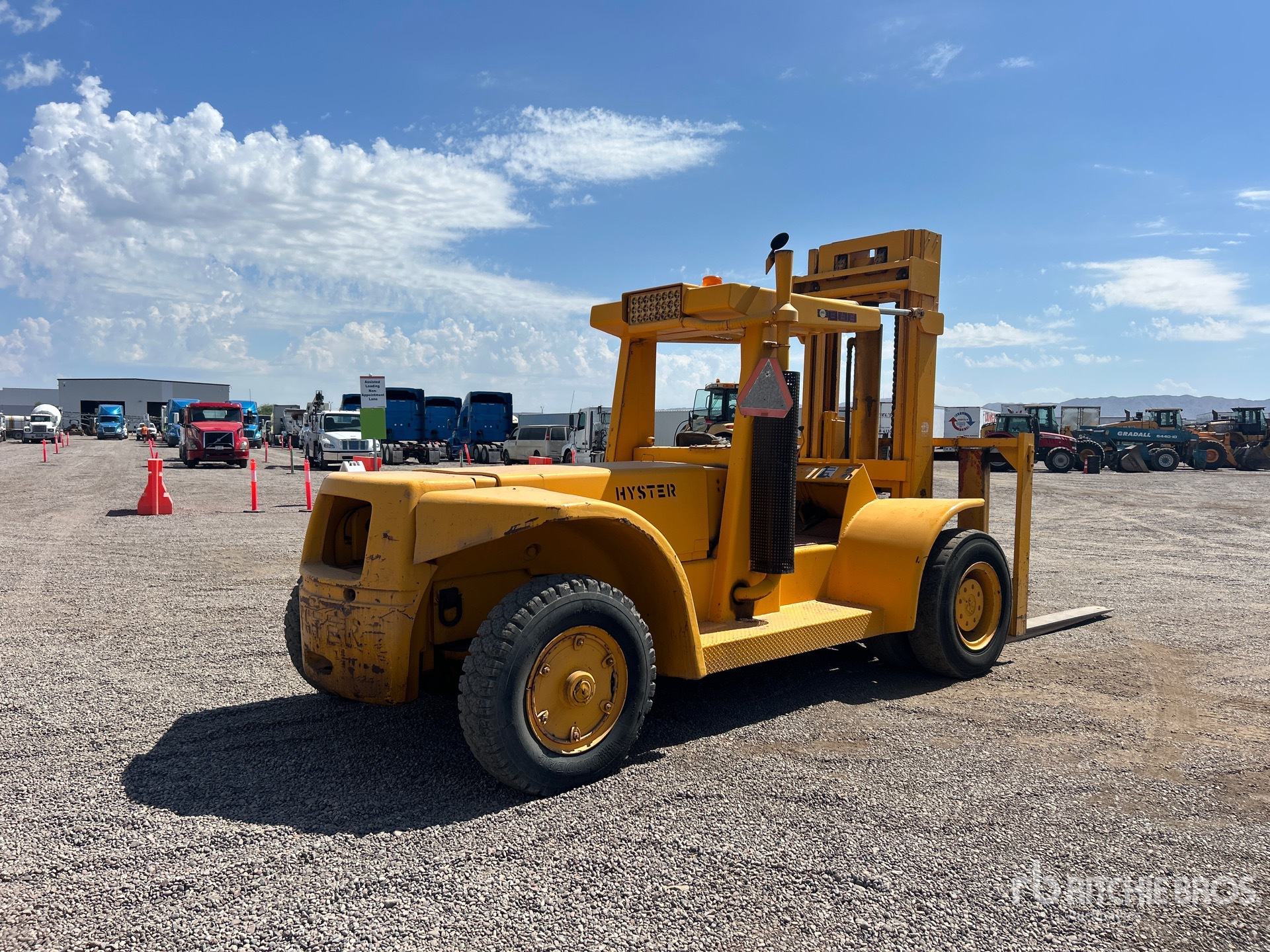 MONTACARGAS HYSTER H300B