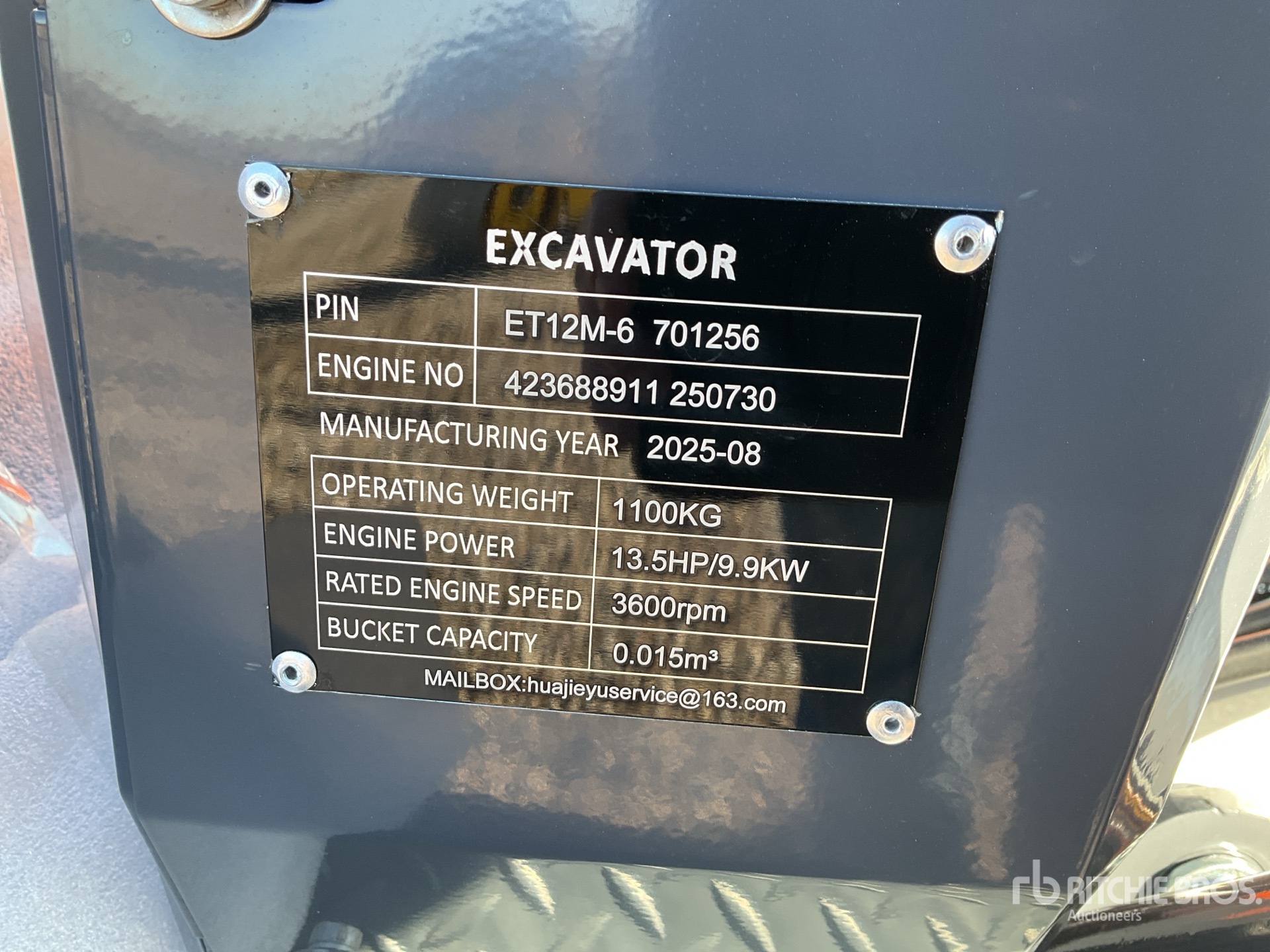 General Appearance with Numero seriale/numero d’identificazione del veicolo (VIN)
