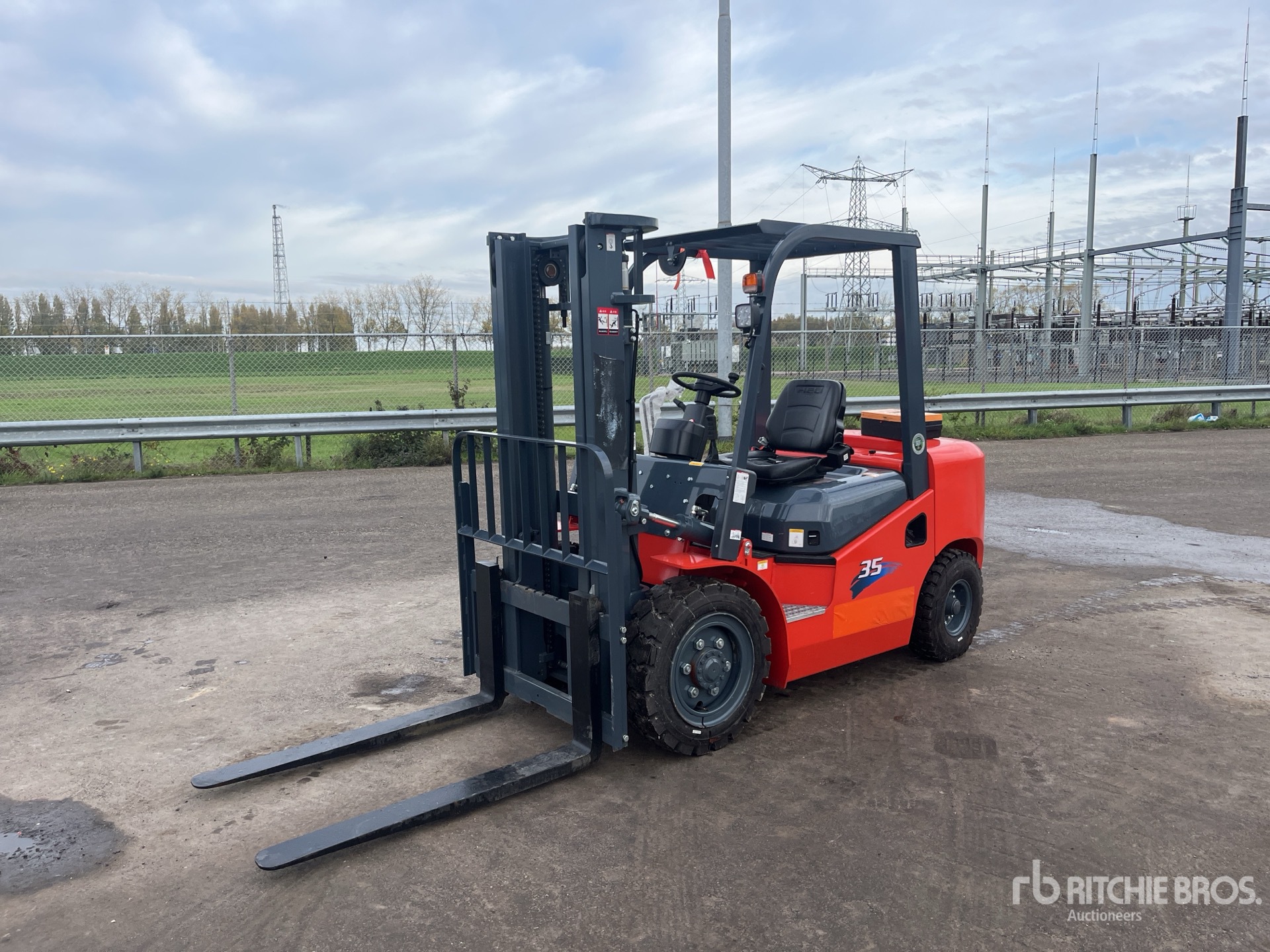 General Appearance with Picture, Left Front Corner