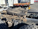 4 Underbody - Truck with 