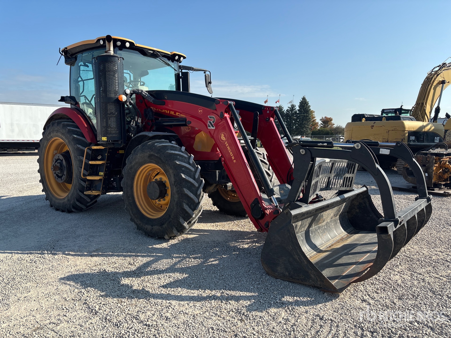 General Appearance with Picture, Right Front Corner