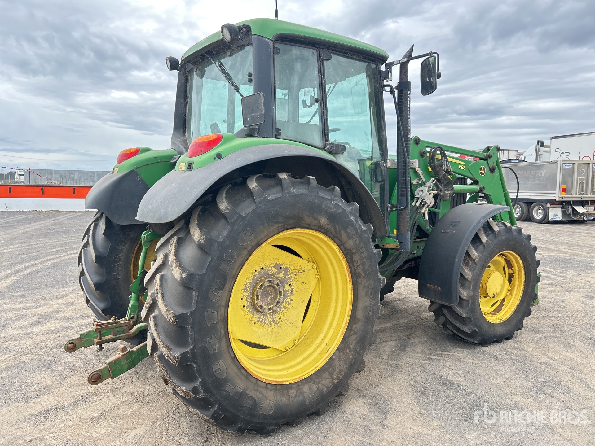 General Appearance with Picture, Right Rear Corner