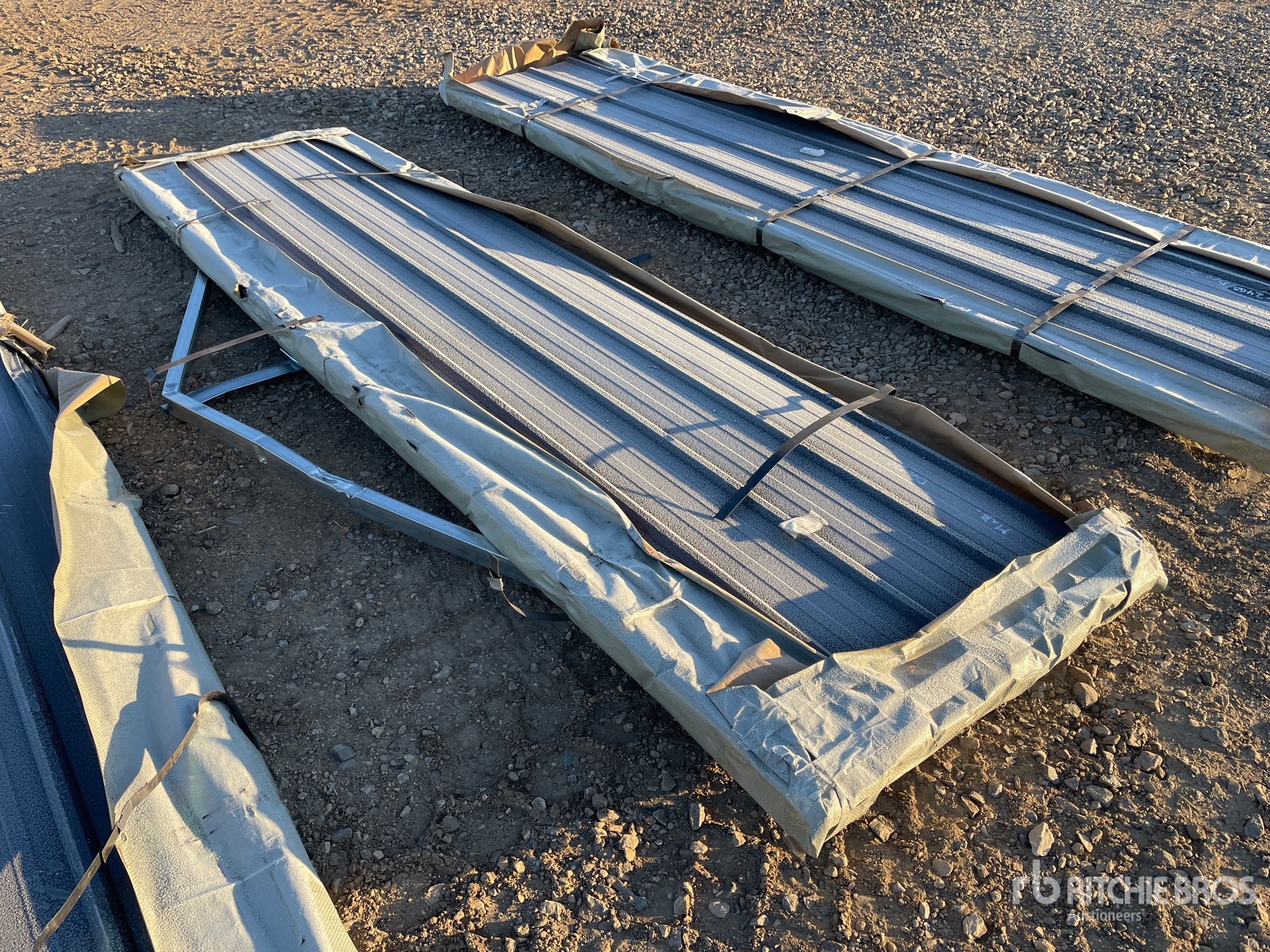 General Appearance with Bild, Ecke hinten rechts