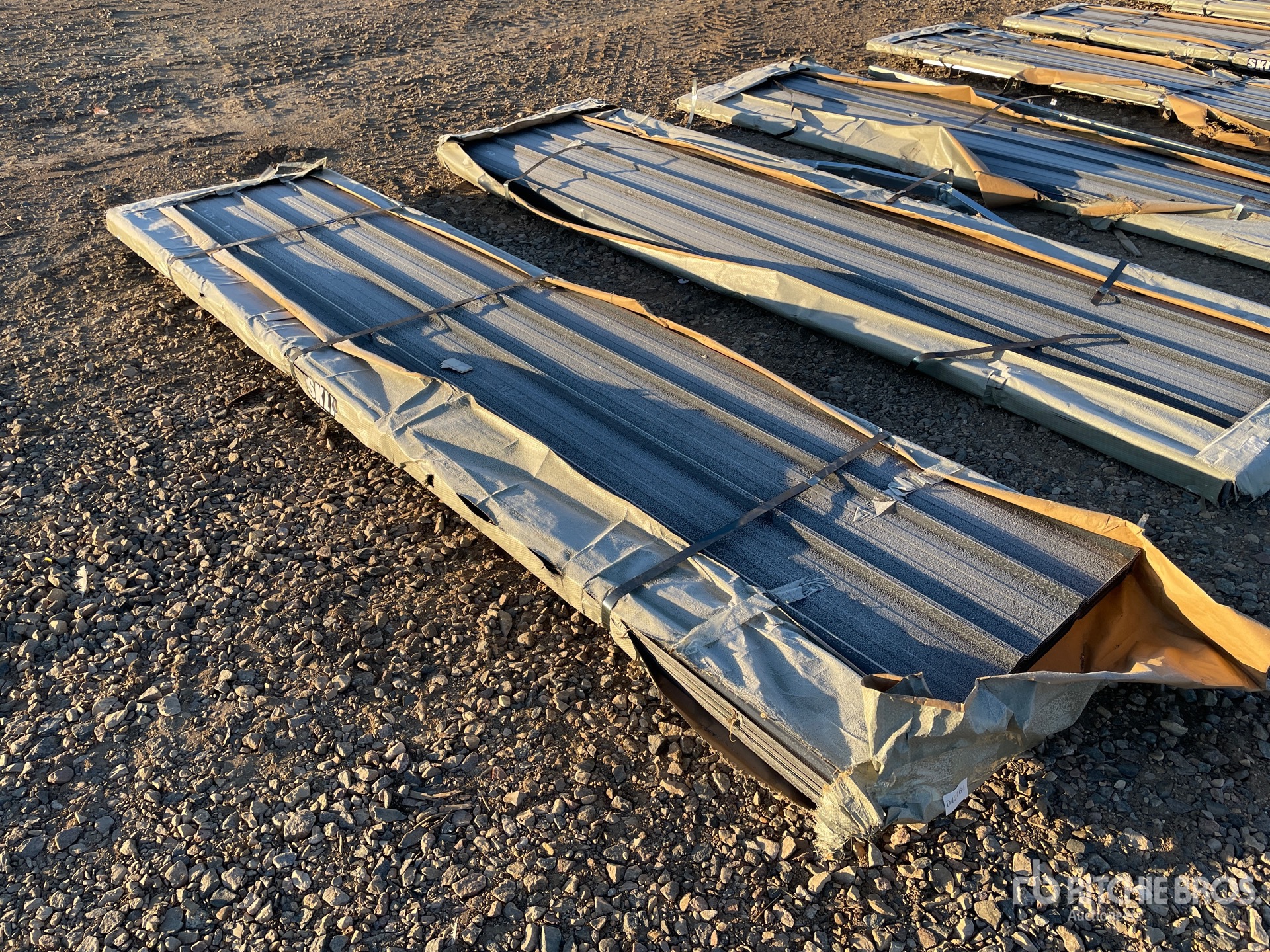 General Appearance with Bild, Ecke hinten rechts