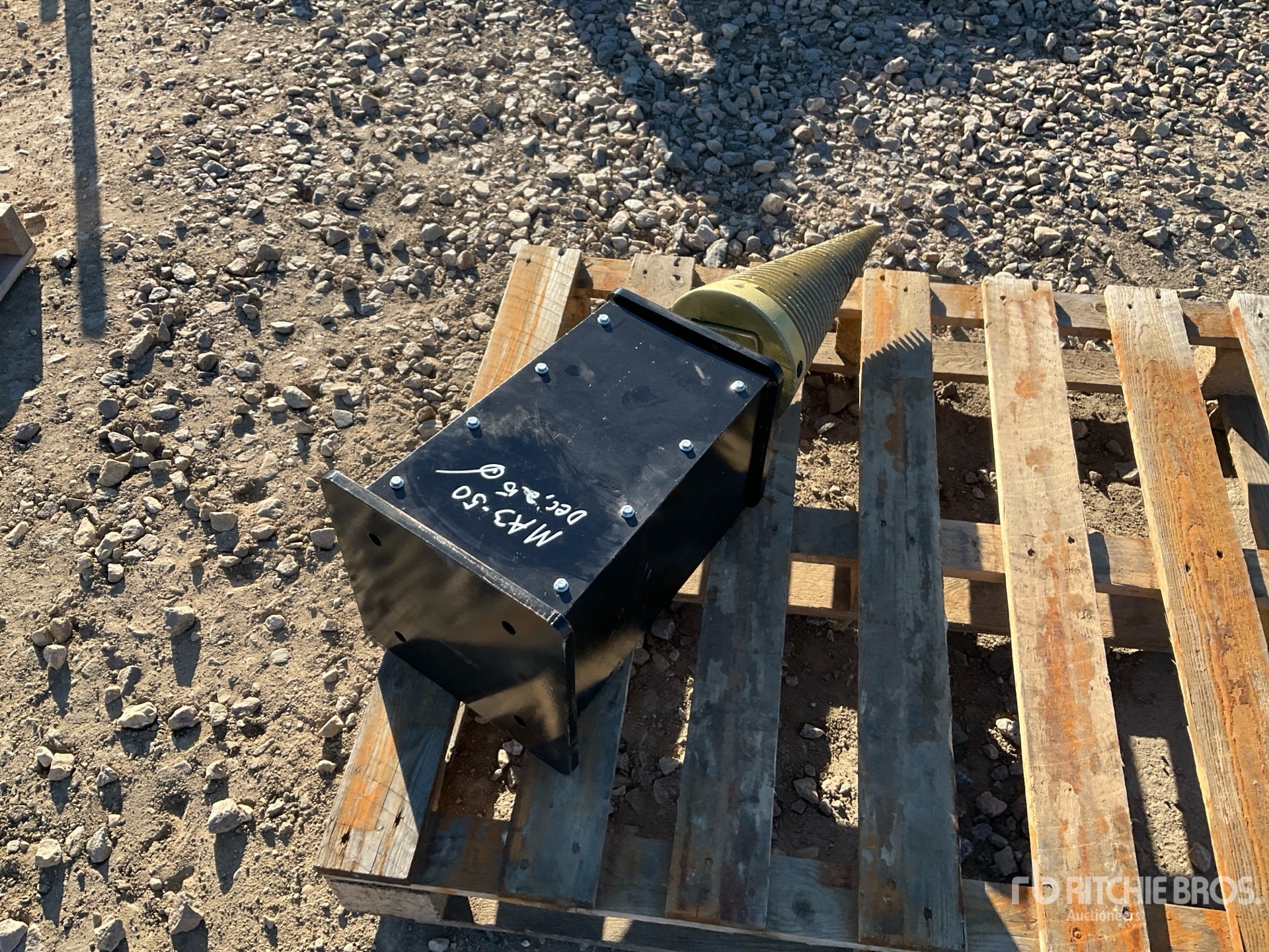 Aspect général with Image, coin arrière droit