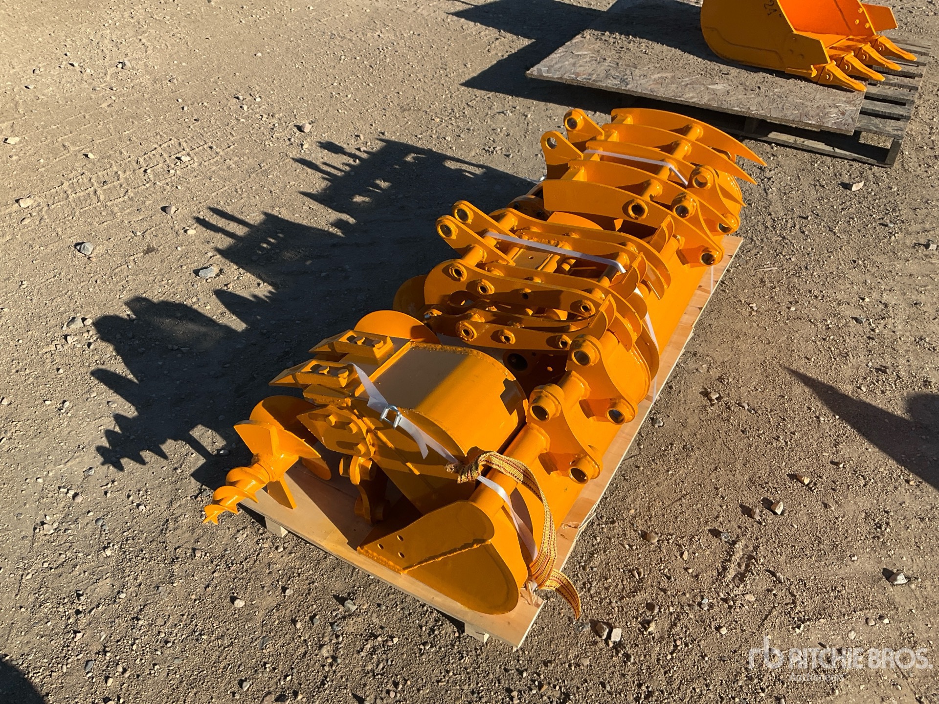 General Appearance with Imagen: esquina trasera derecha