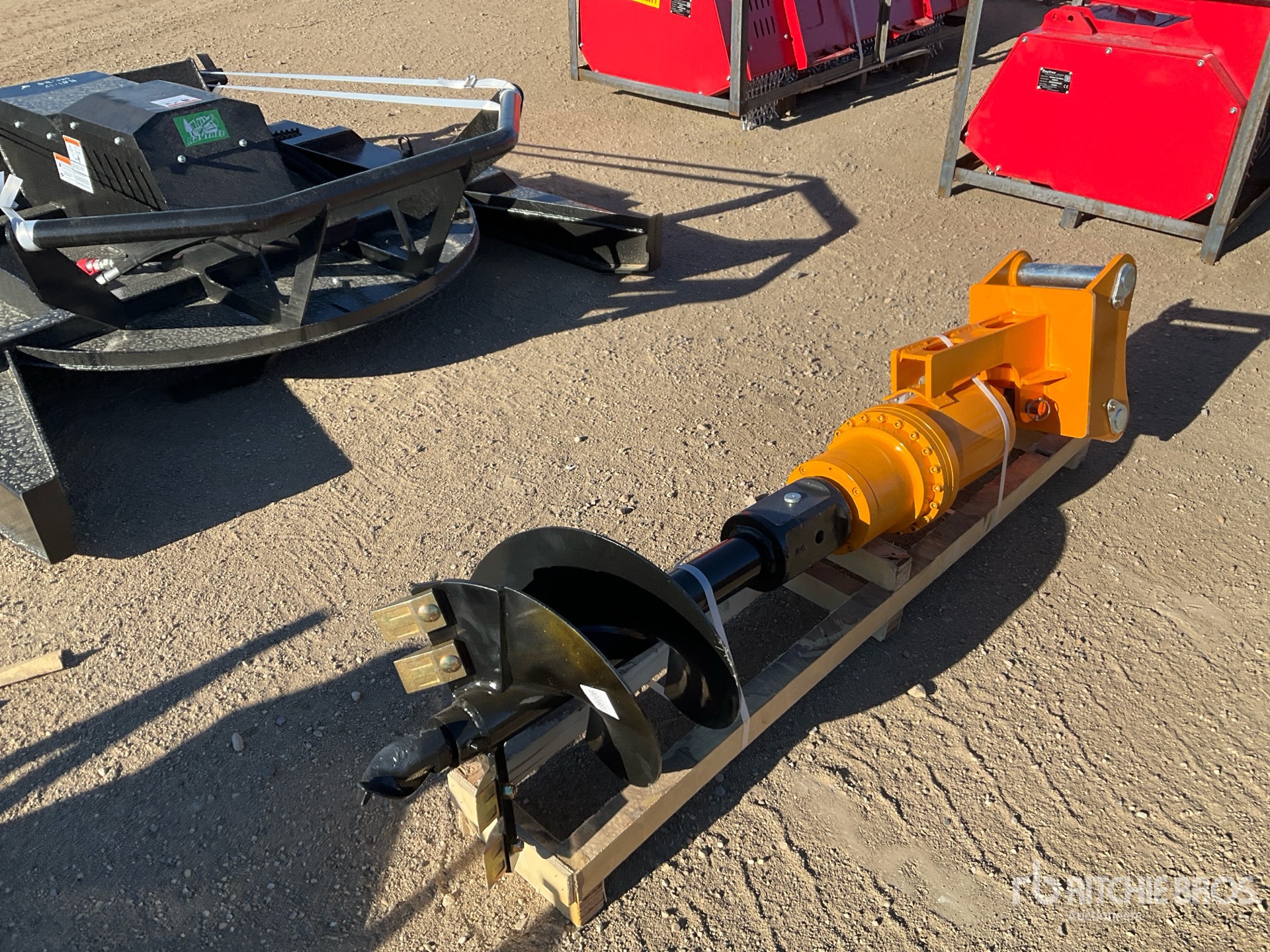 General Appearance with Bild, Ecke vorne links