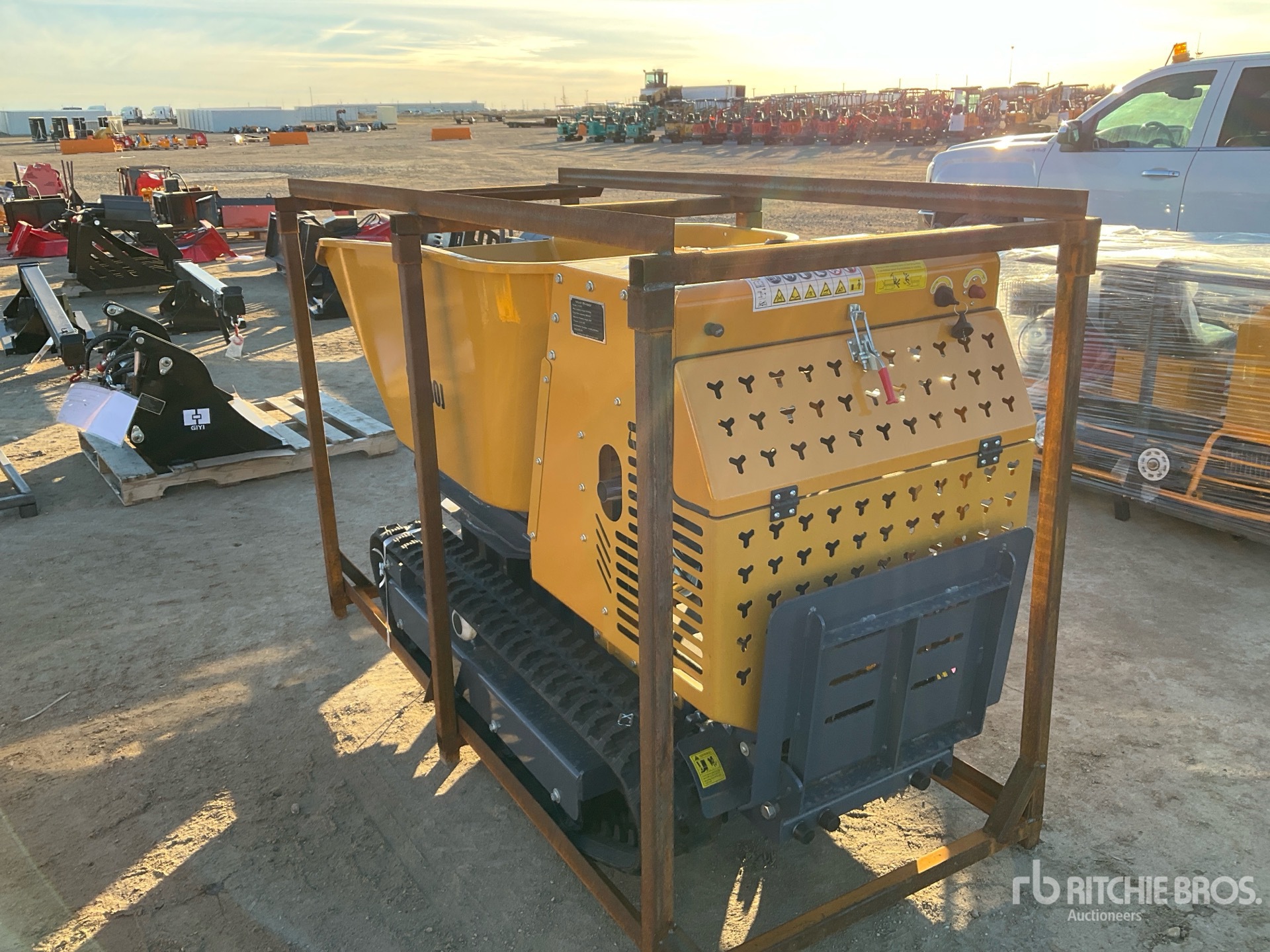 General Appearance with Foto, angolo posteriore sinistro