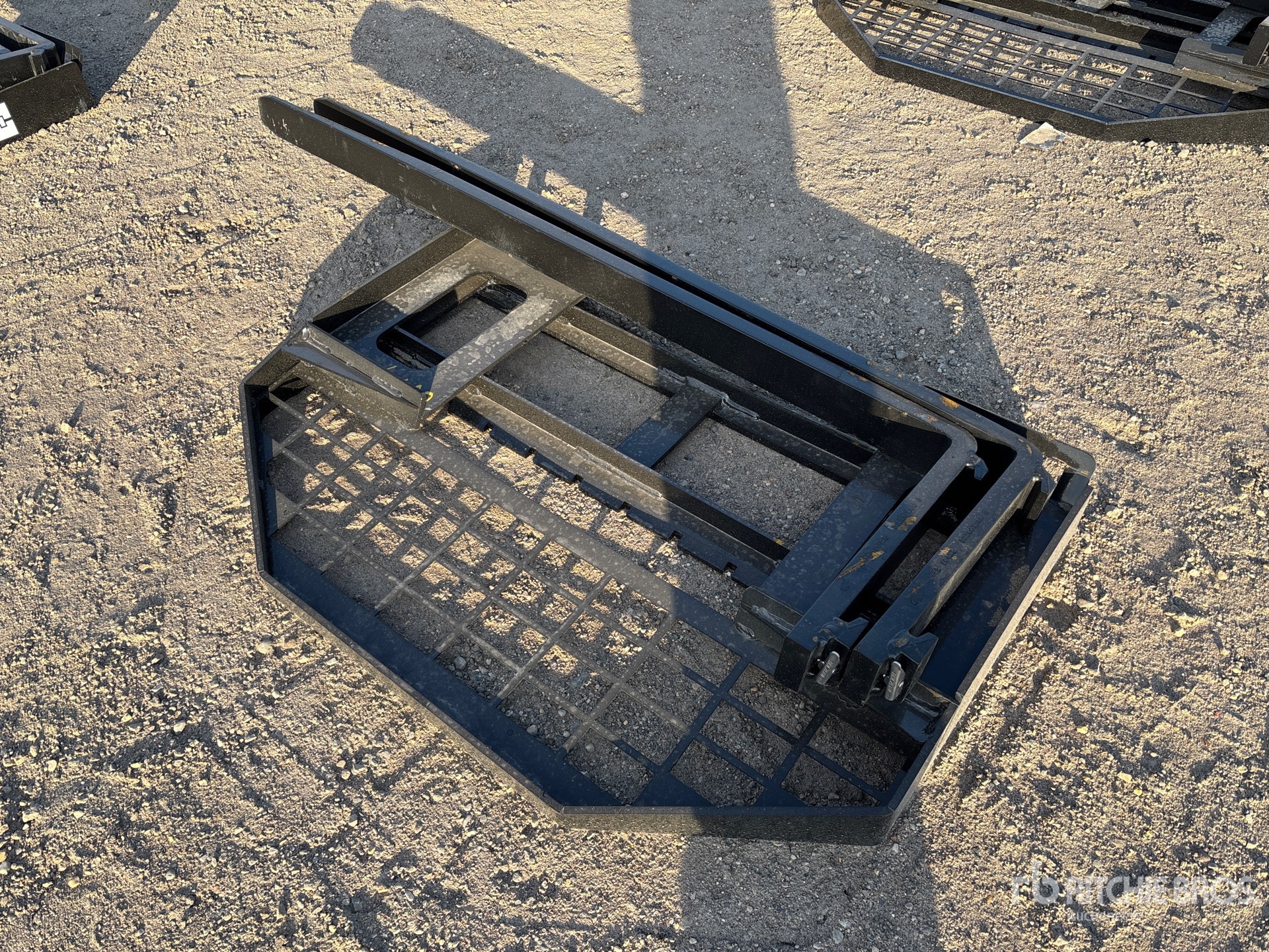 General Appearance with Foto, angolo anteriore sinistro