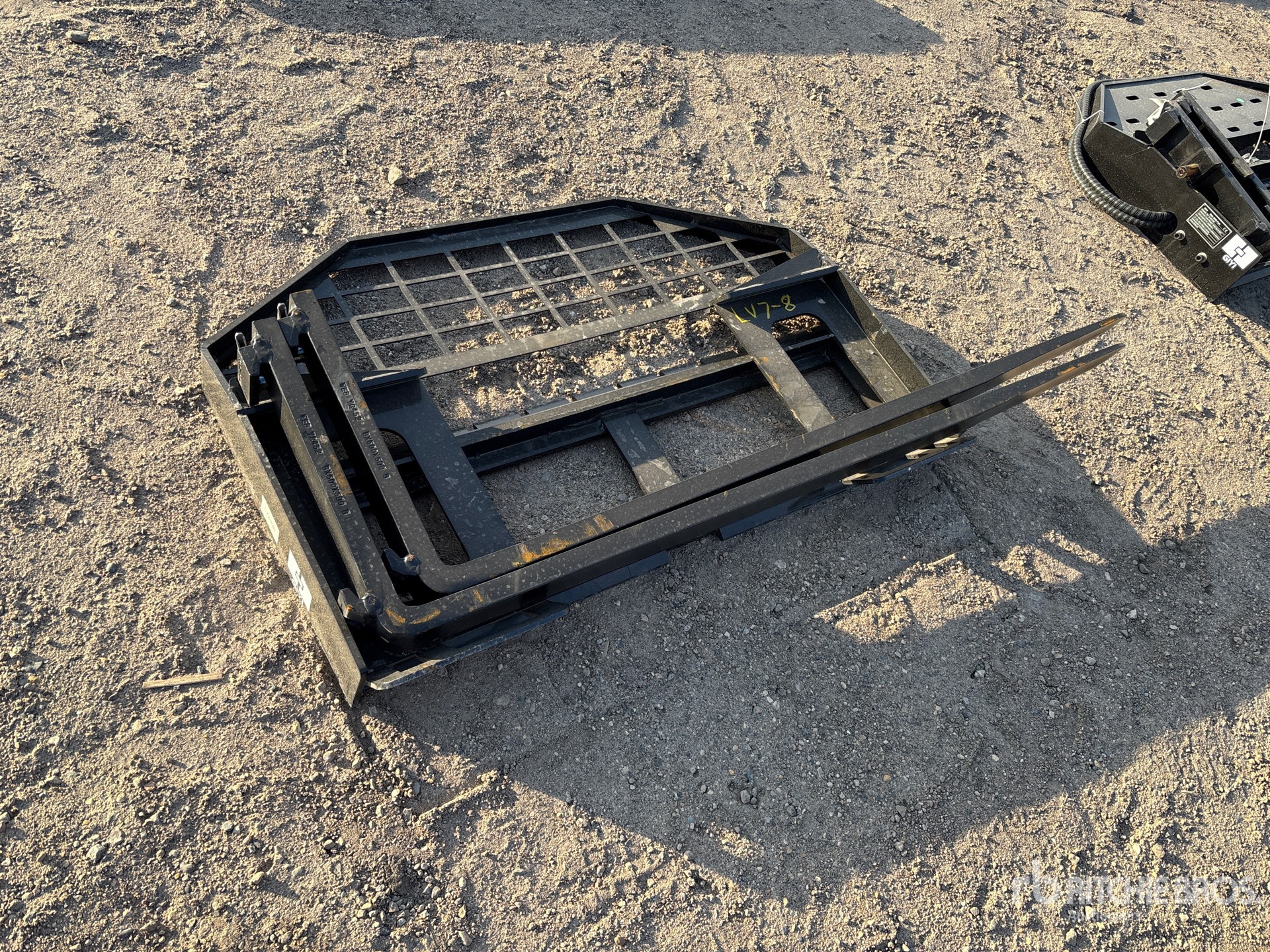 General Appearance with Foto, angolo anteriore destro