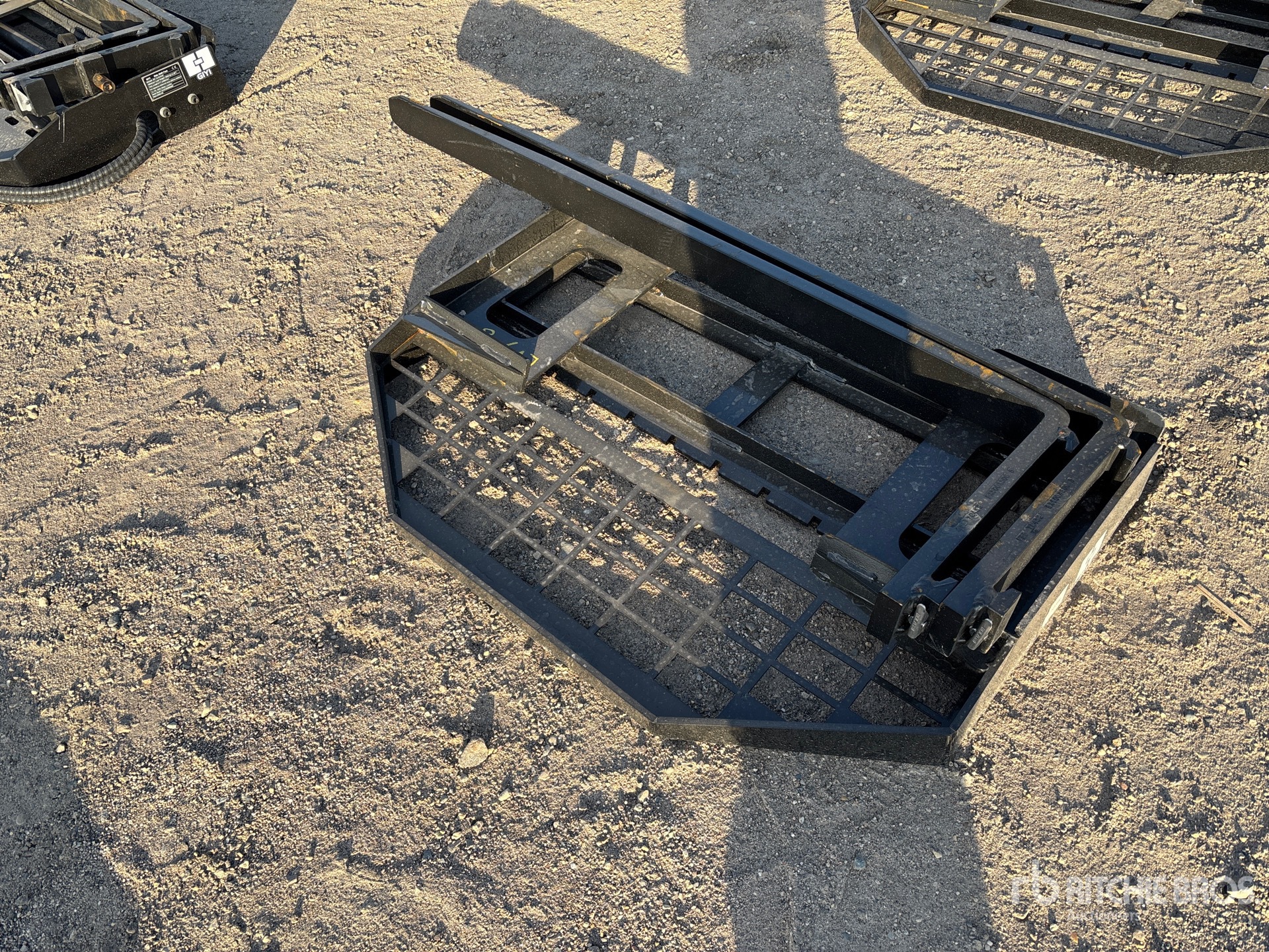 General Appearance with Foto, angolo anteriore sinistro