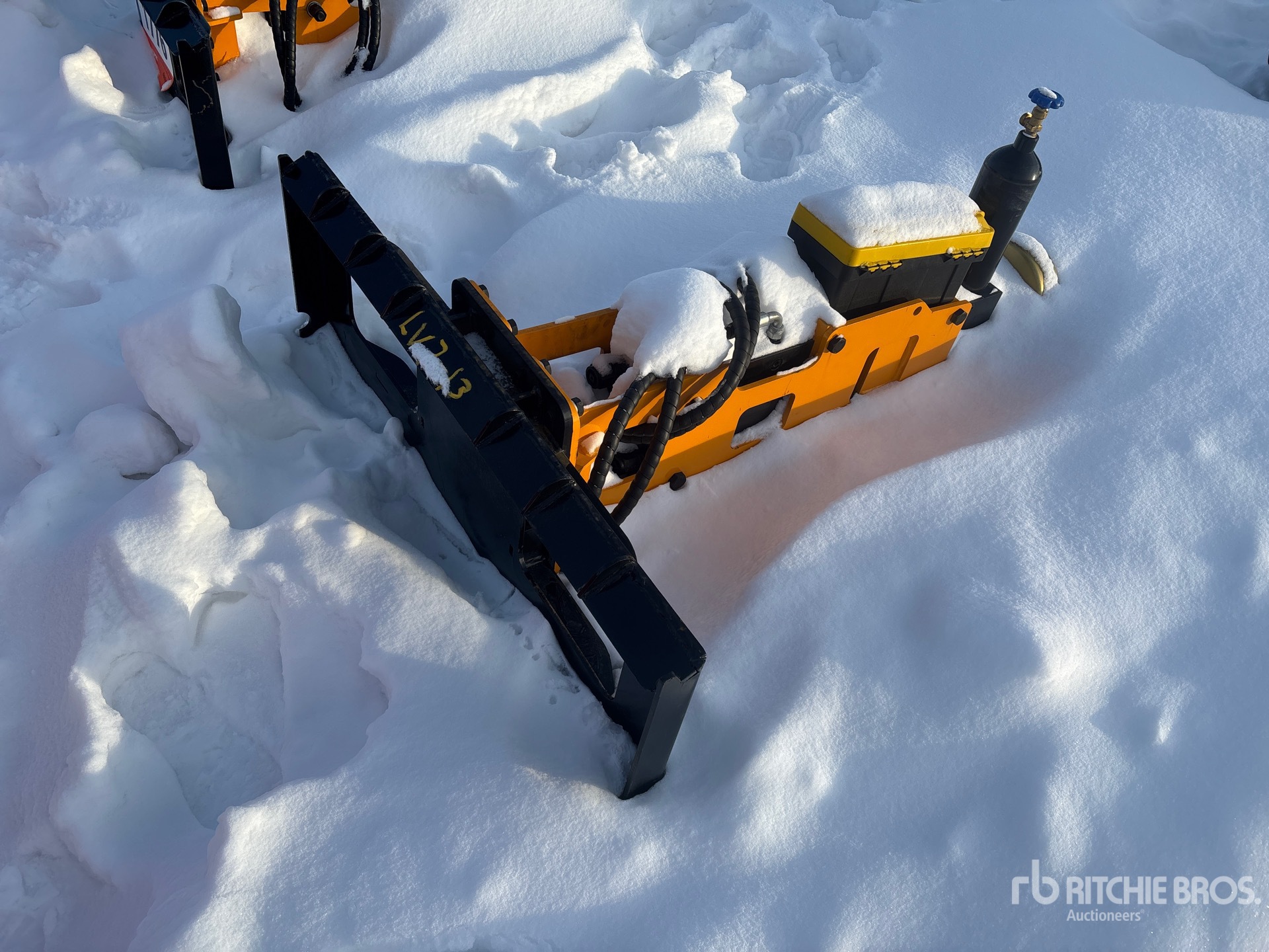 Aspect général with Image, coin arrière droit