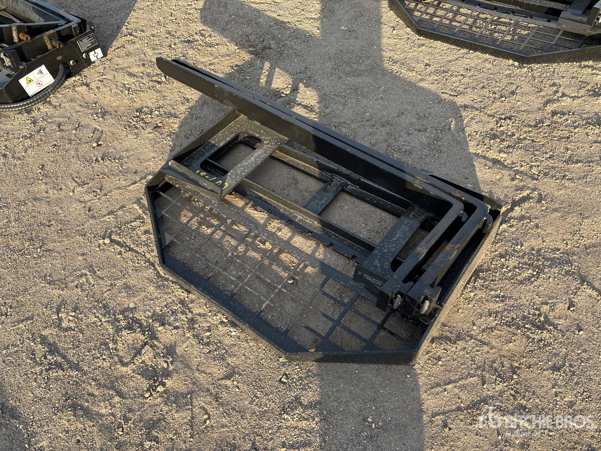 General Appearance with Foto, angolo anteriore sinistro