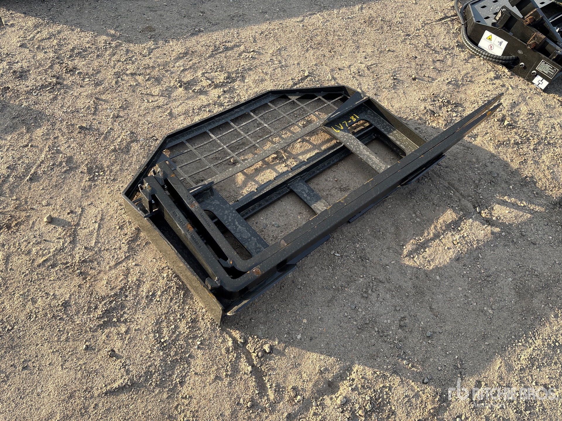 General Appearance with Foto, angolo anteriore destro