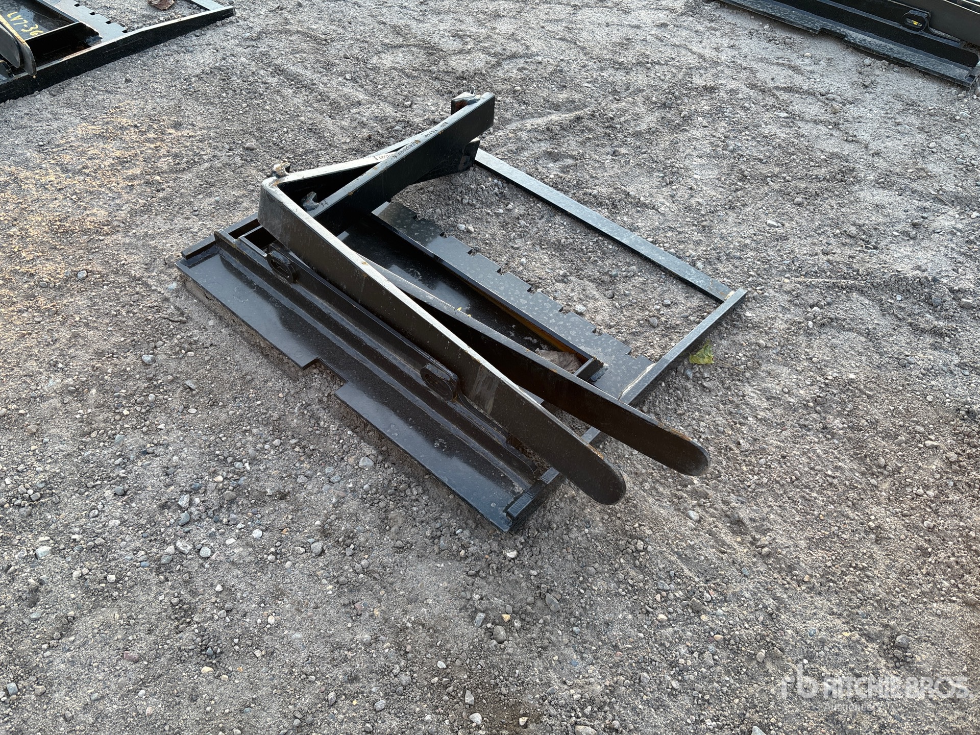 General Appearance with Foto, angolo anteriore sinistro