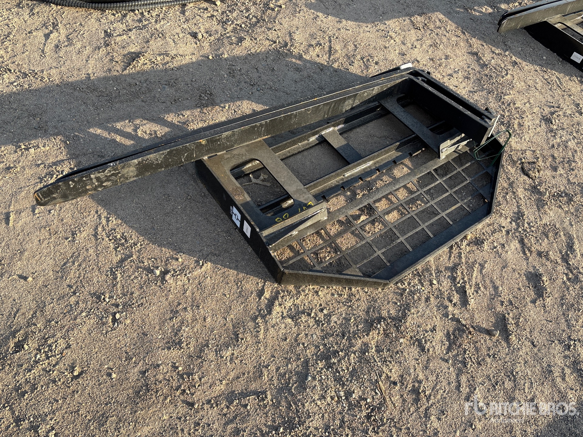 General Appearance with Foto, angolo posteriore sinistro