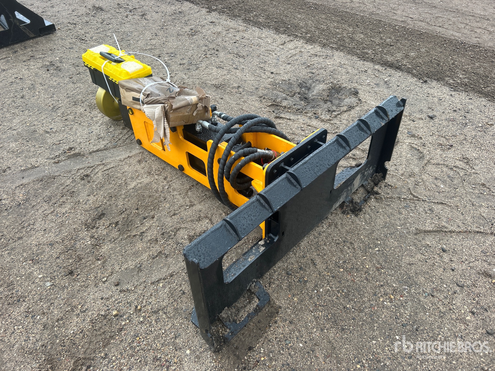 General Appearance with Bild, Ecke hinten links