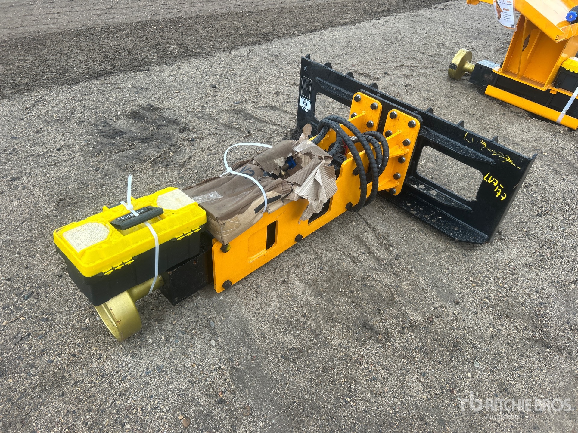 General Appearance with Bild, Ecke vorne links