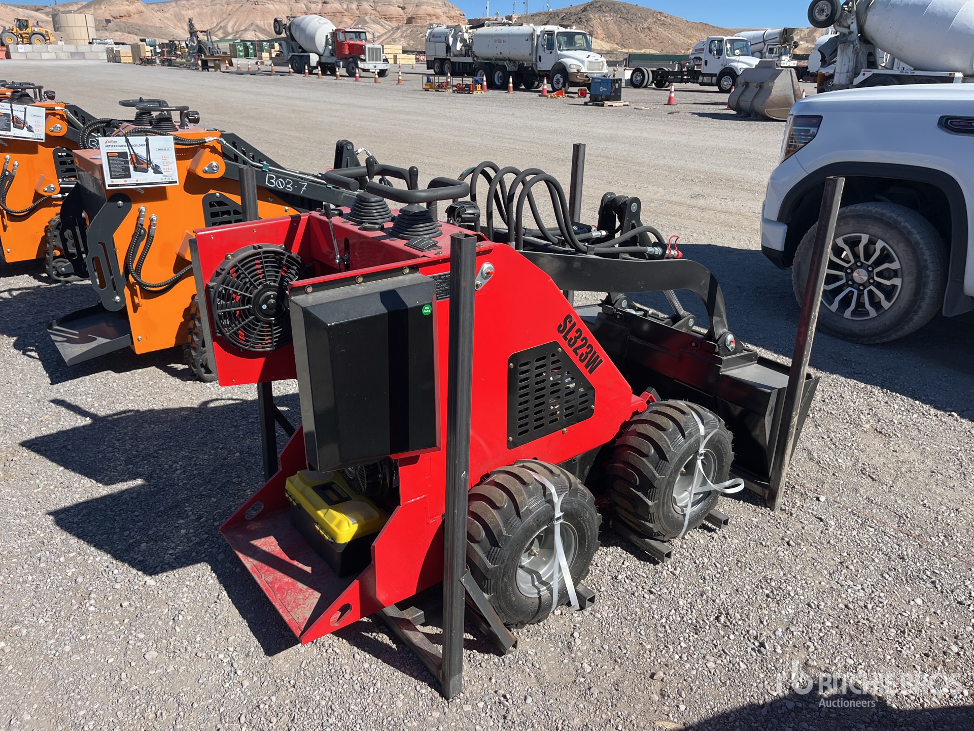 General Appearance with Picture, Right Rear Corner