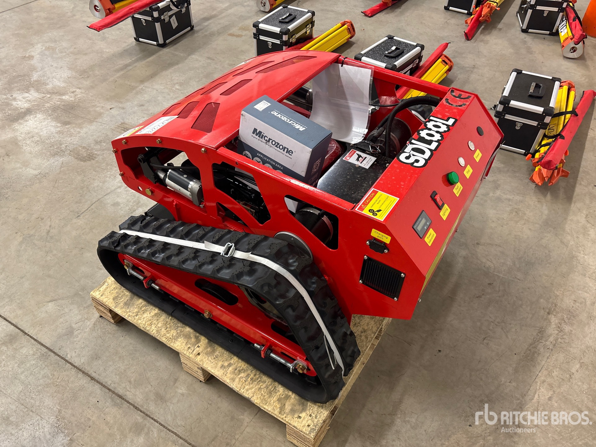 General Appearance with Picture, Left Rear Corner