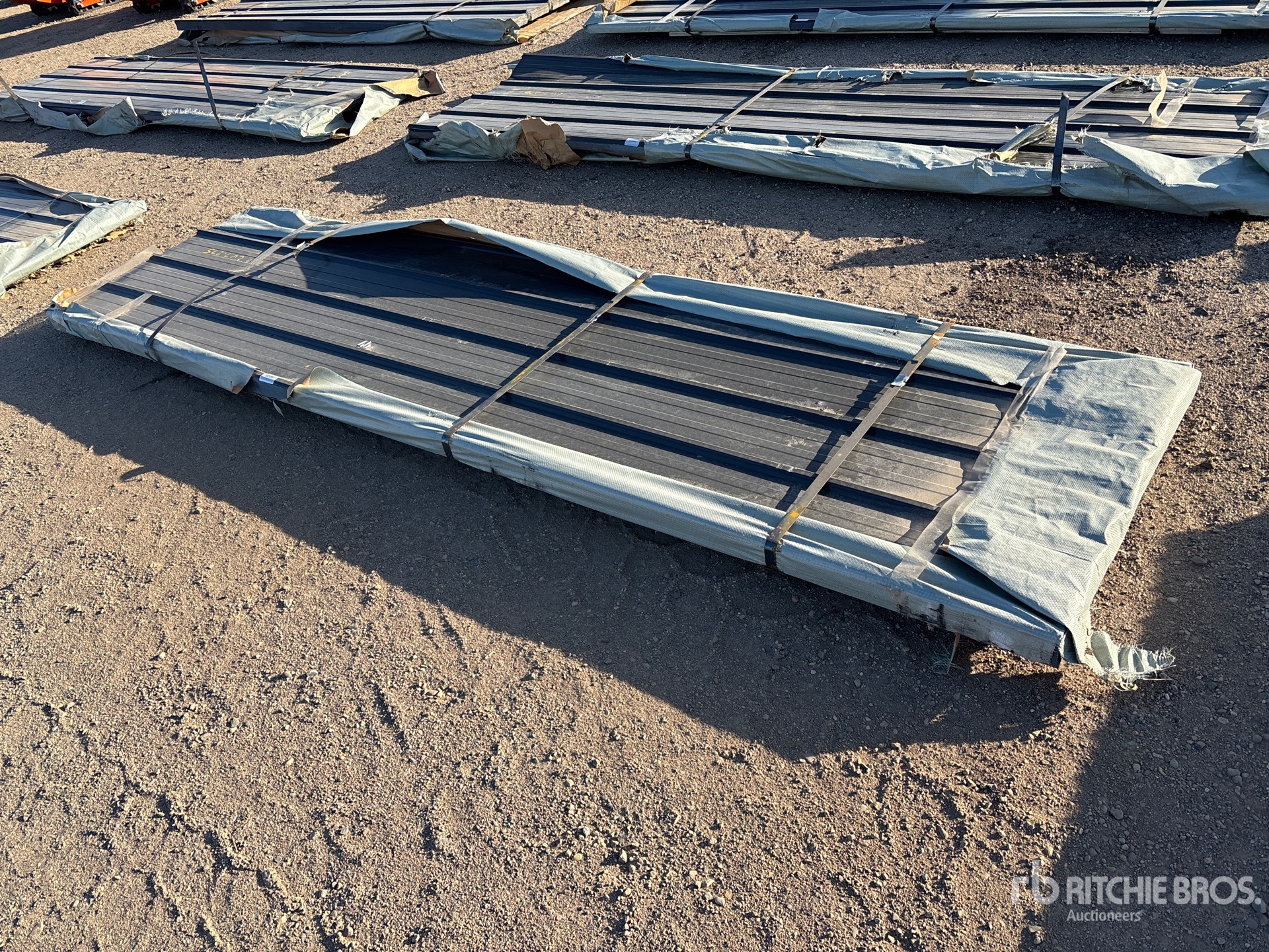 General Appearance with Bild, Ecke hinten rechts