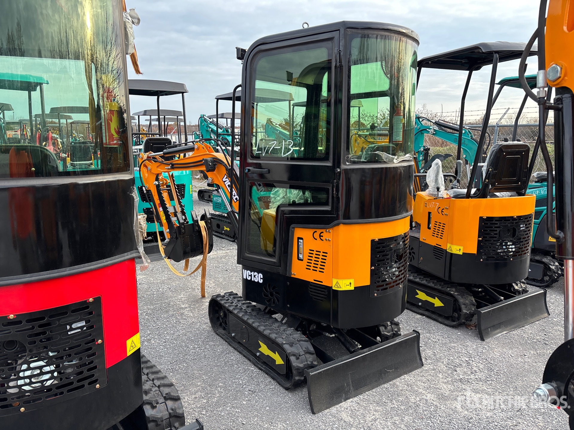 General Appearance with Picture, Left Rear Corner