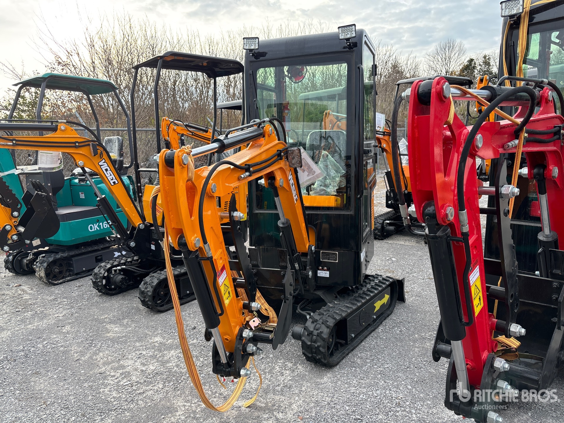 General Appearance with Picture, Left Front Corner