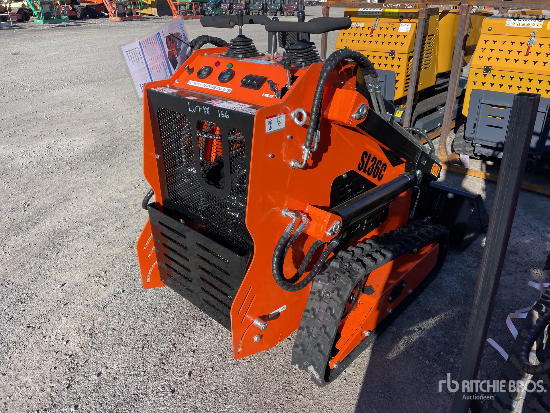 General Appearance with Picture, Right Rear Corner