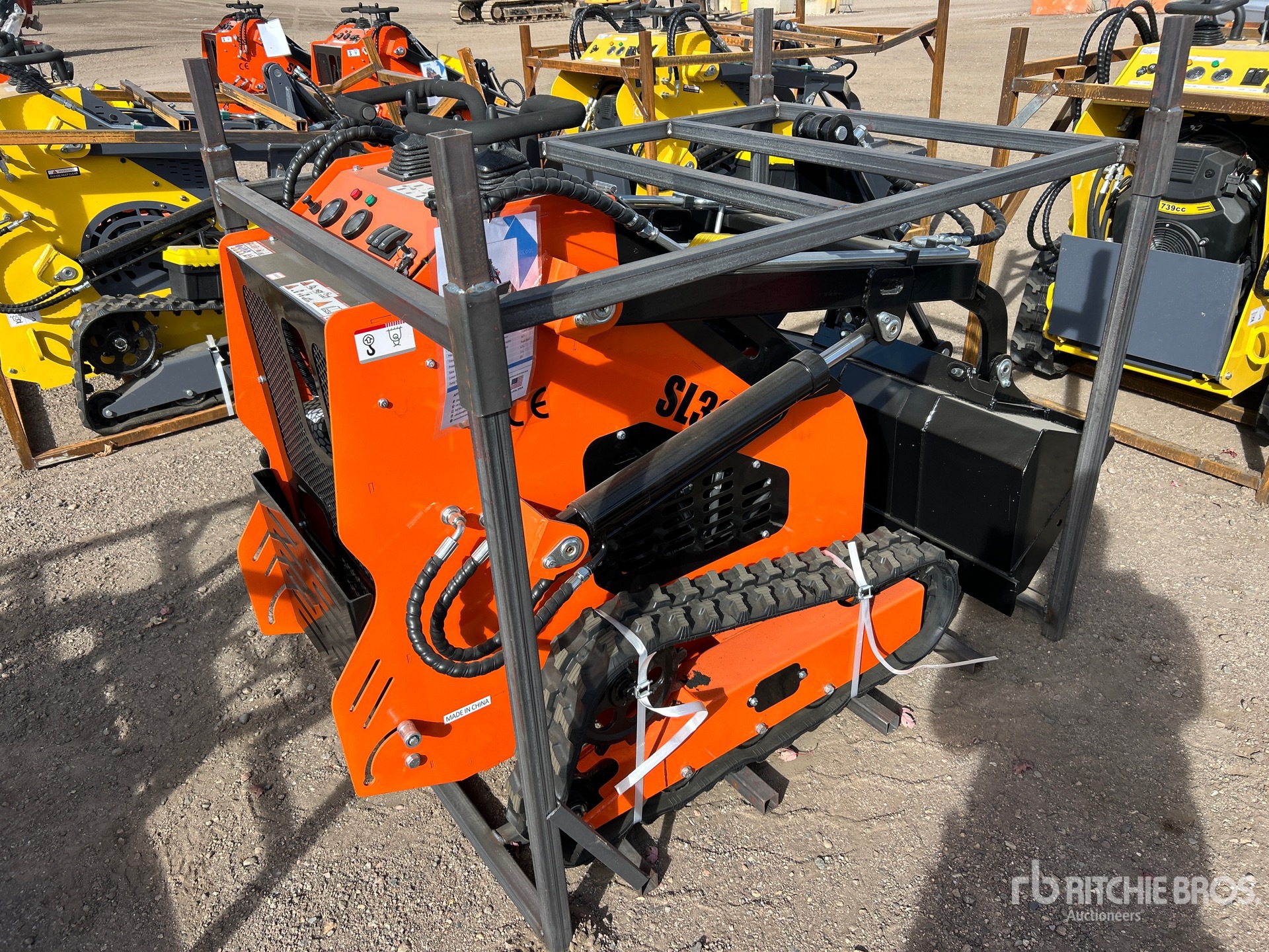 General Appearance with Foto, angolo anteriore sinistro