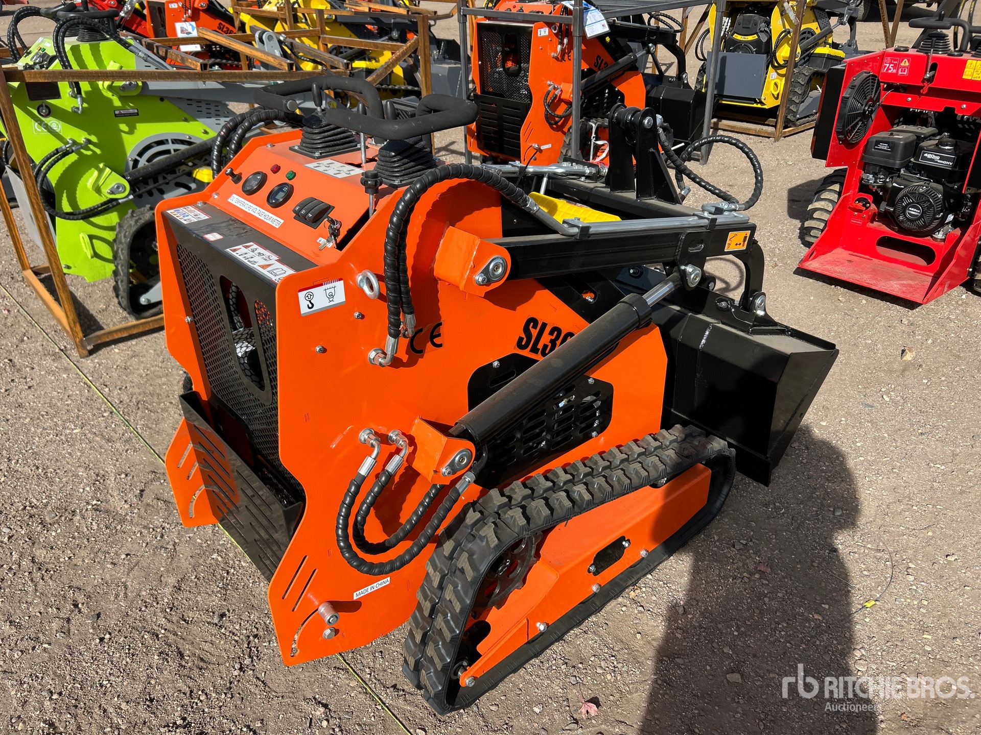 General Appearance with Foto, angolo anteriore sinistro