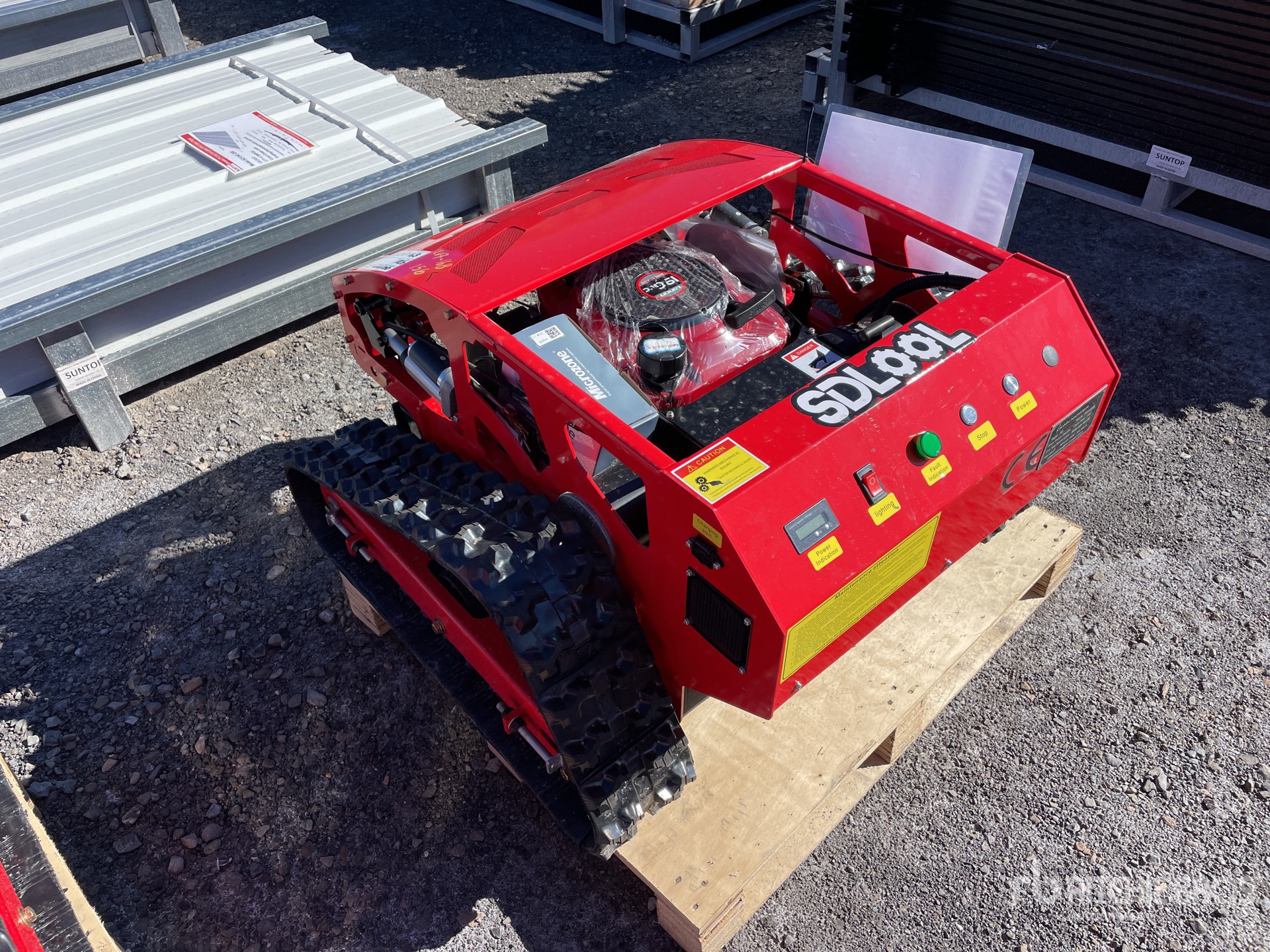 General Appearance with Picture, Left Rear Corner