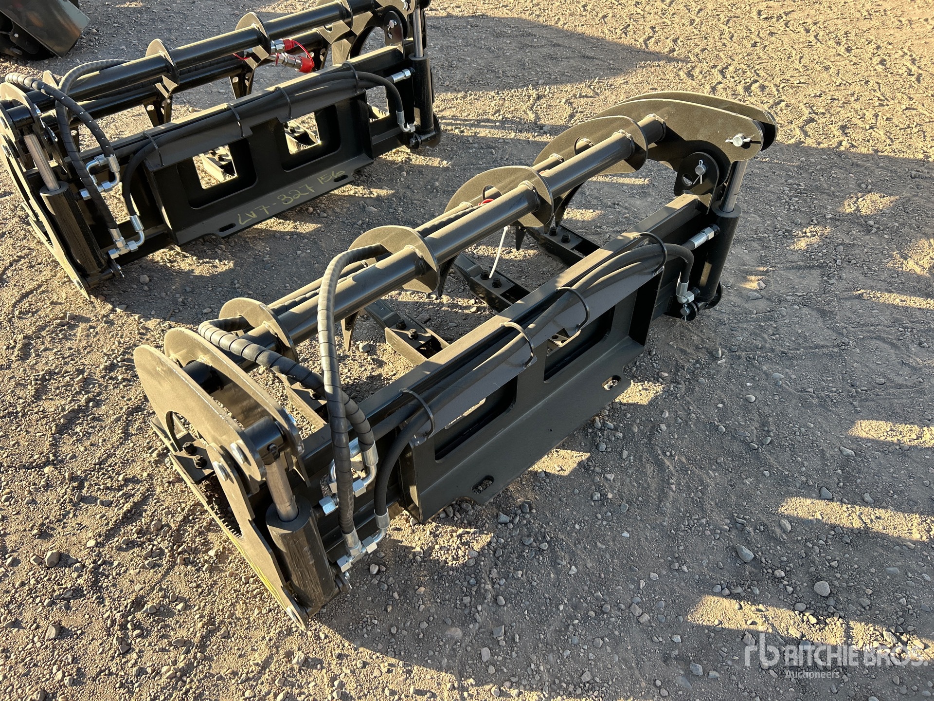 General Appearance with Imagen: esquina trasera izquierda