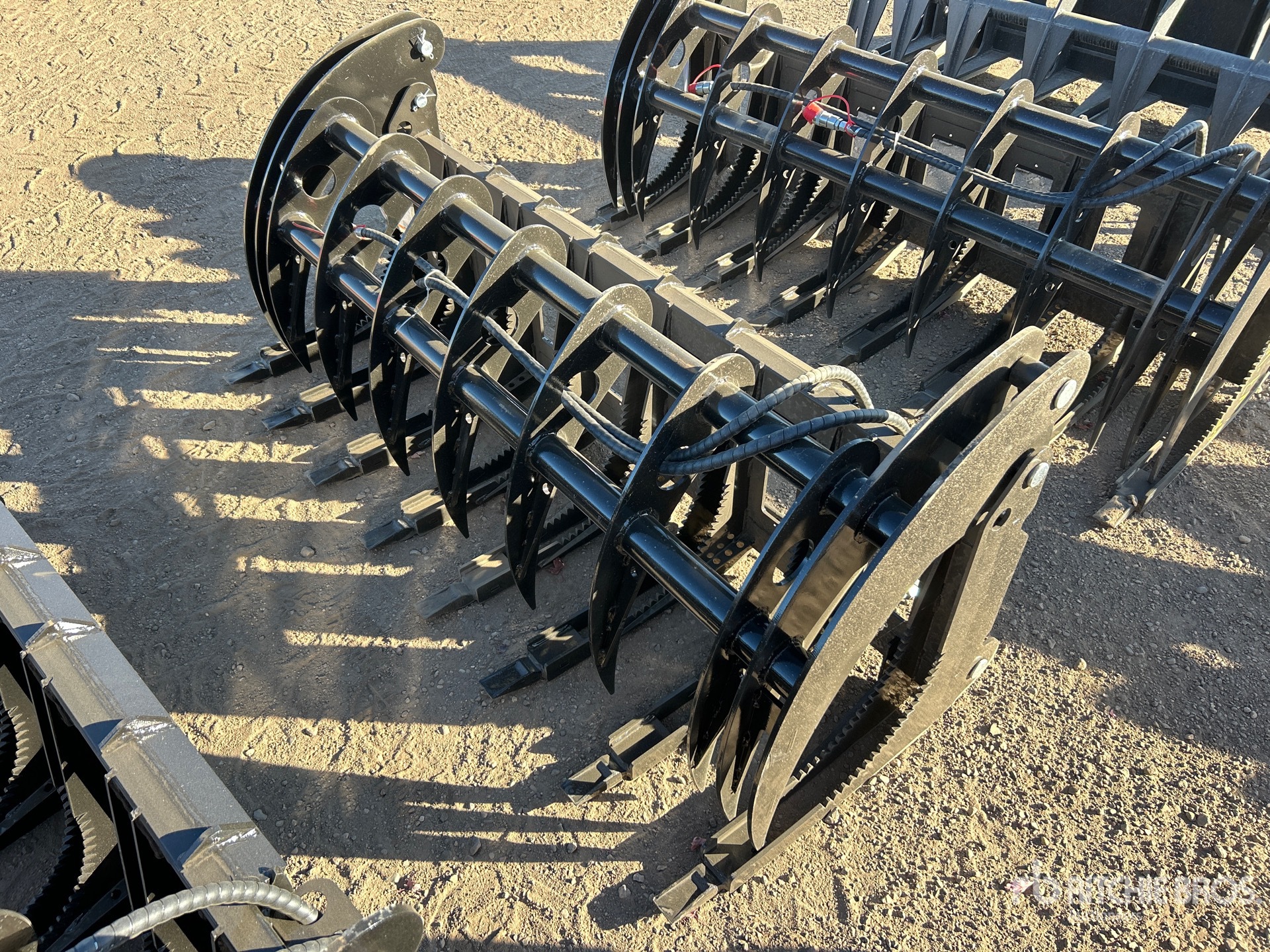 General Appearance with Image, coin avant gauche