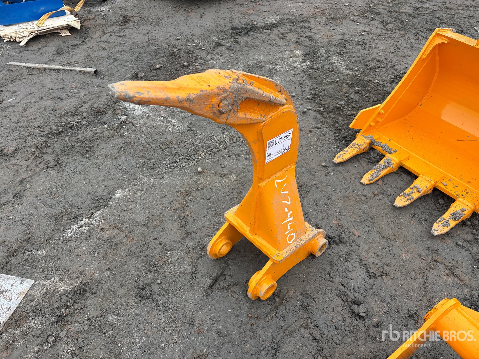 General Appearance with Foto, angolo anteriore sinistro