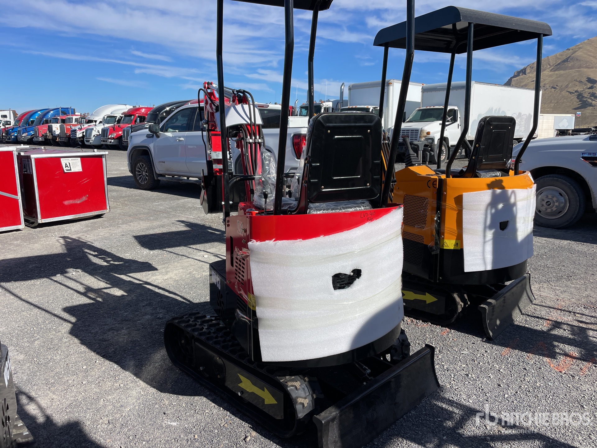 General Appearance with Picture, Left Rear Corner