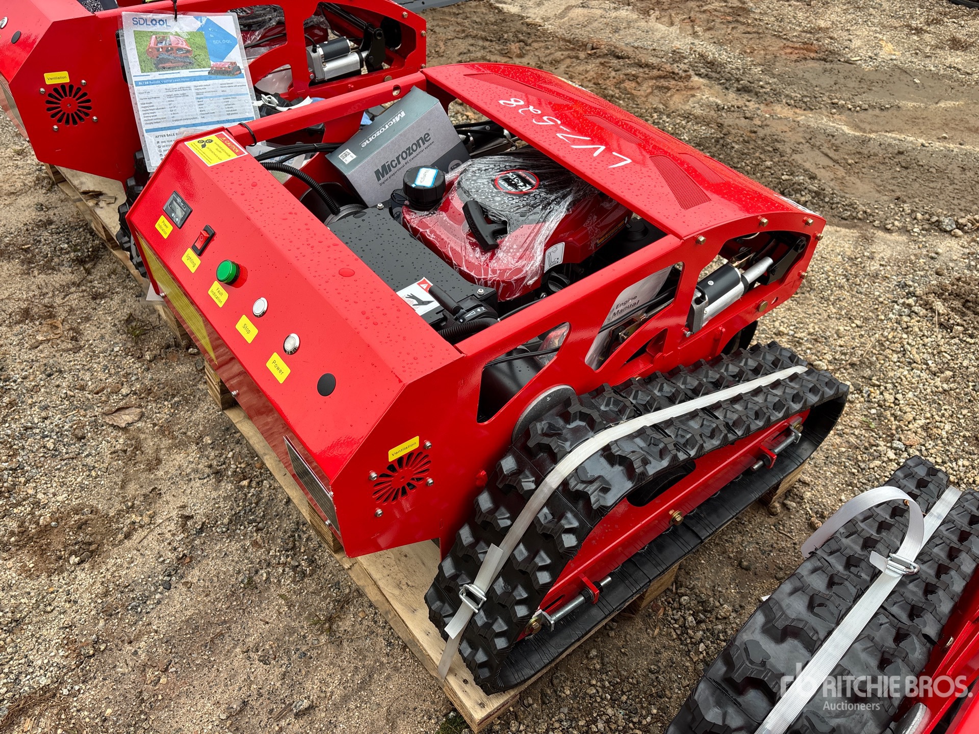 General Appearance with Picture, Right Rear Corner